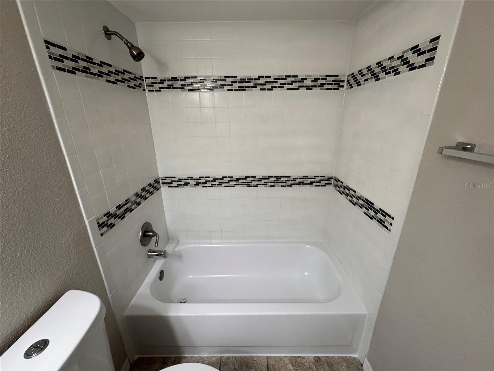 WATERSIDE CONDO I - Residential