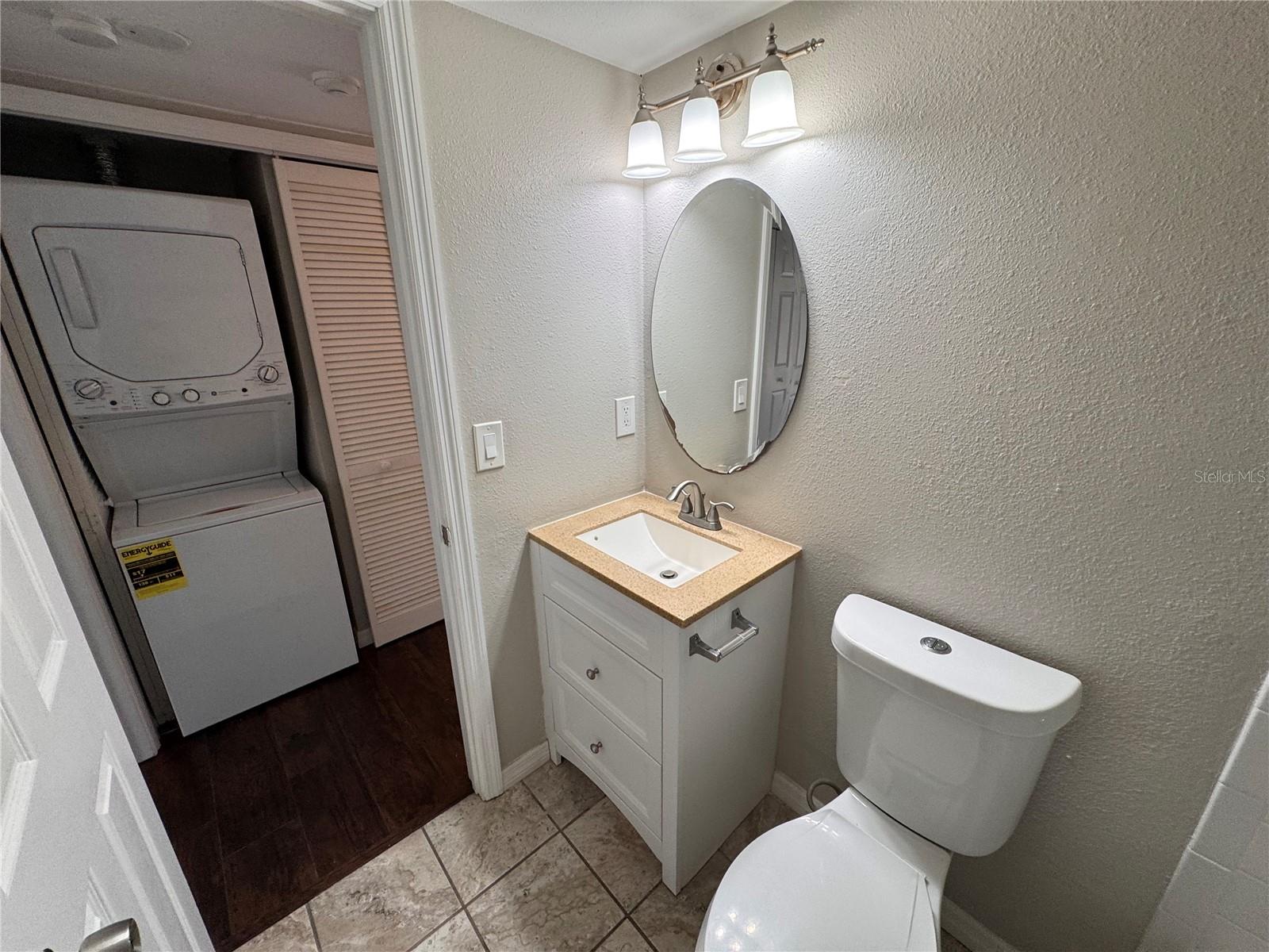 WATERSIDE CONDO I - Residential