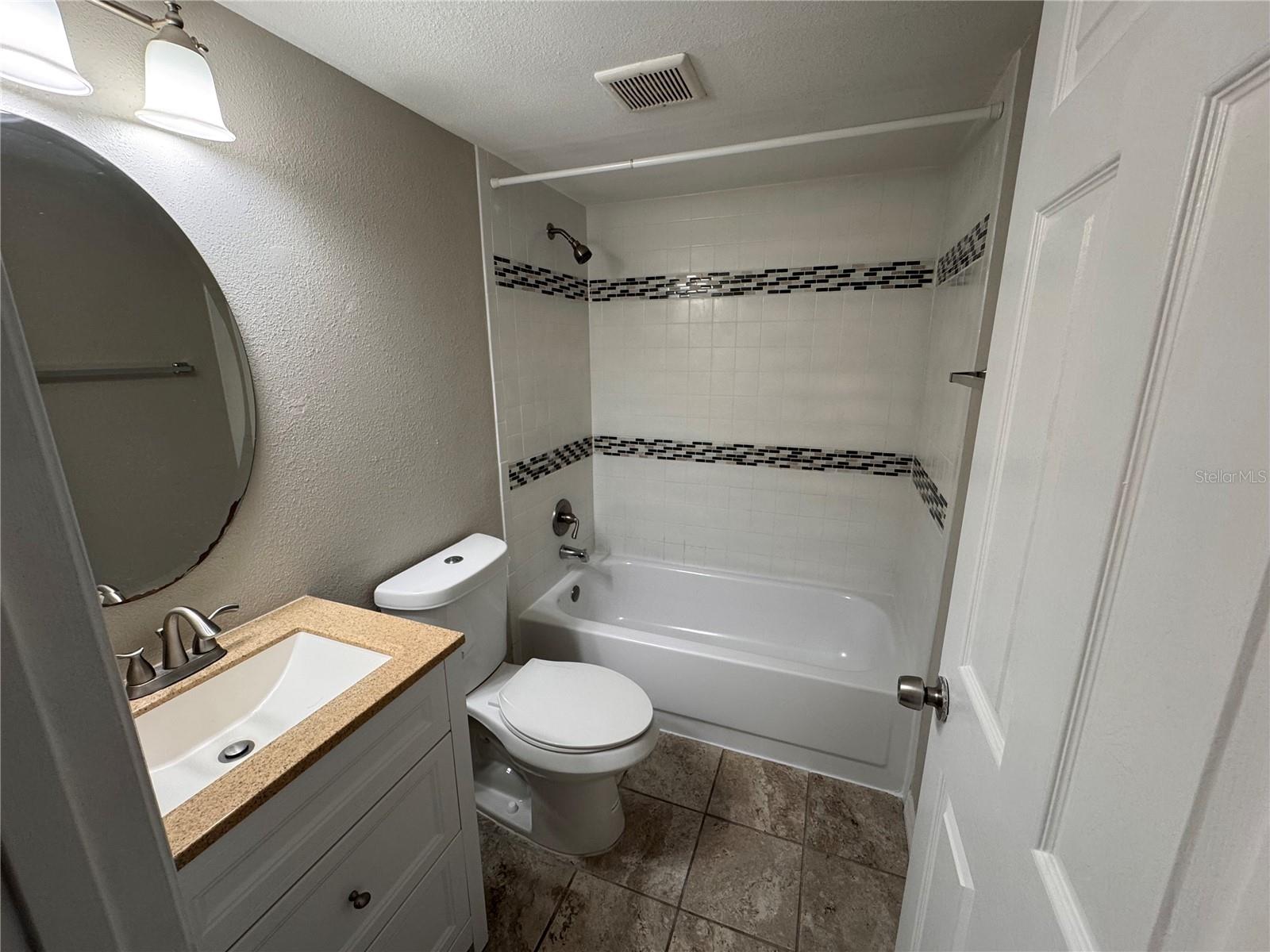 WATERSIDE CONDO I - Residential