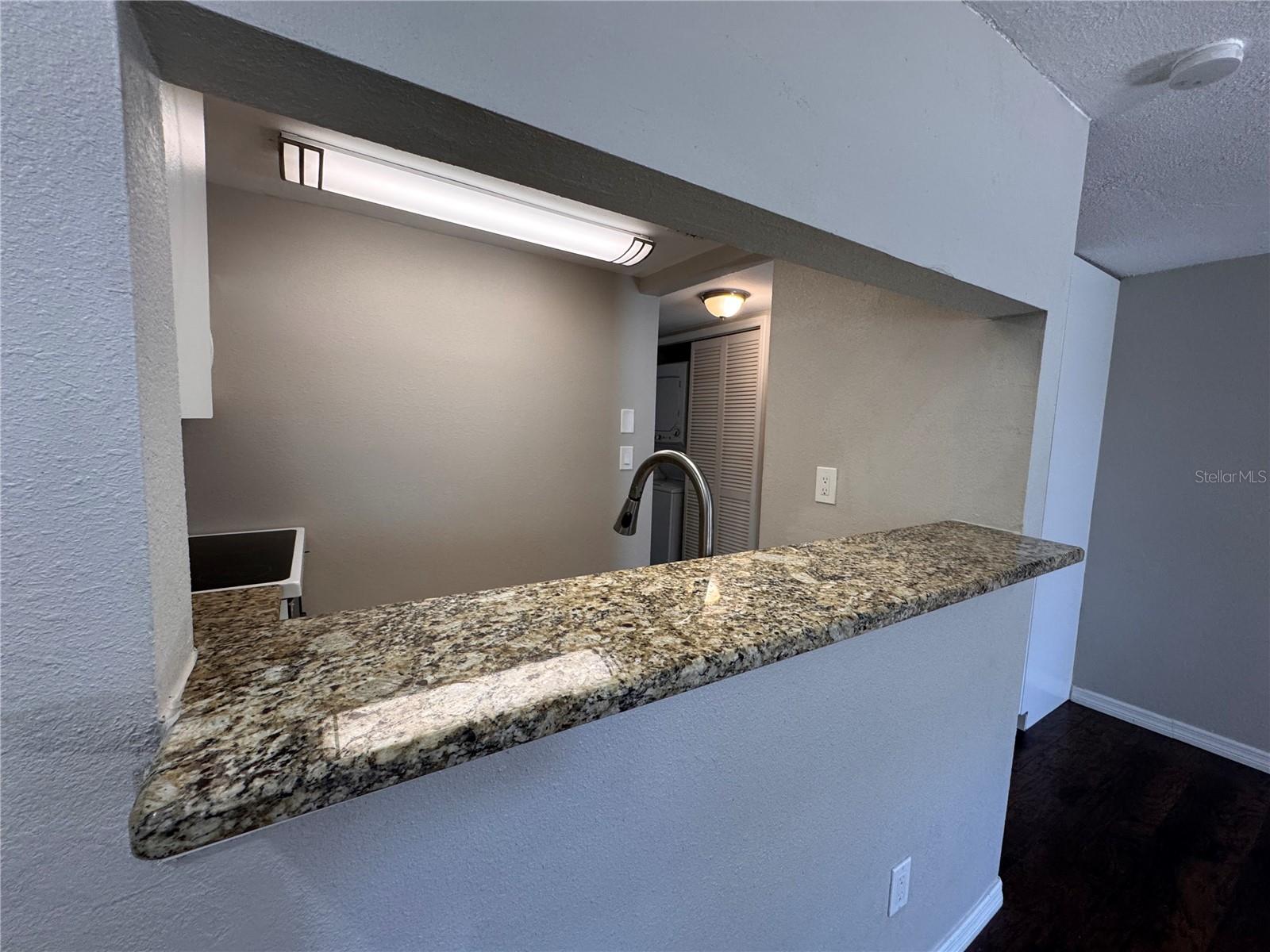 WATERSIDE CONDO I - Residential