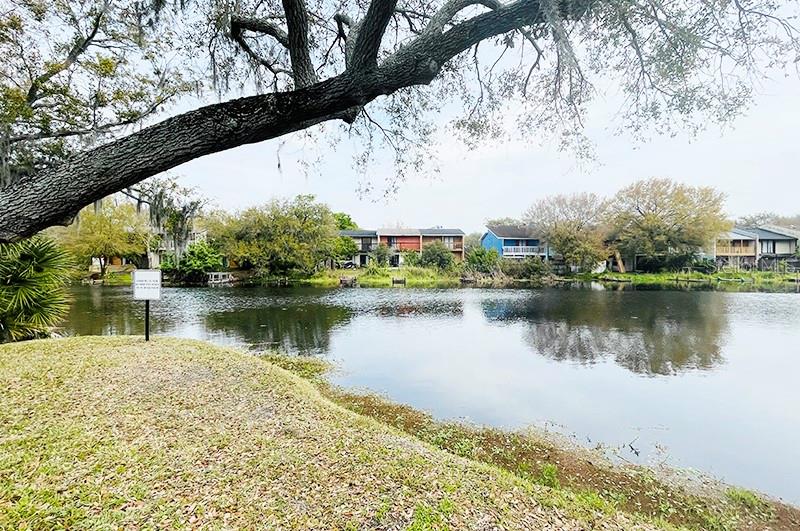 WATERSIDE CONDO I - Residential