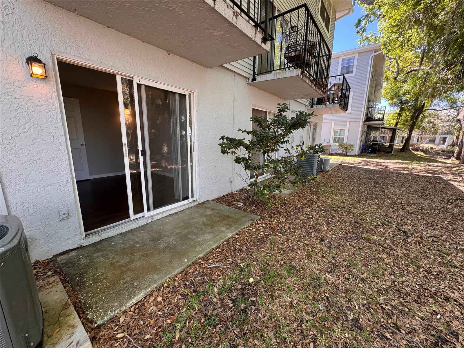 WATERSIDE CONDO I - Residential
