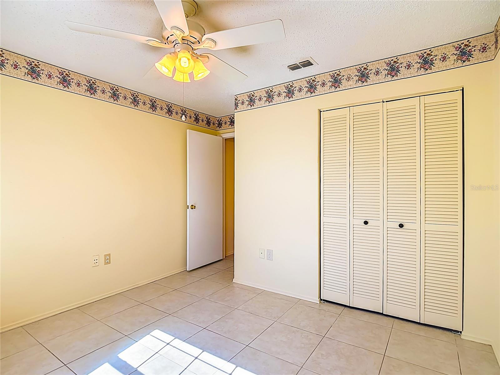 WOODS AT ANDERSON PARK - Residential