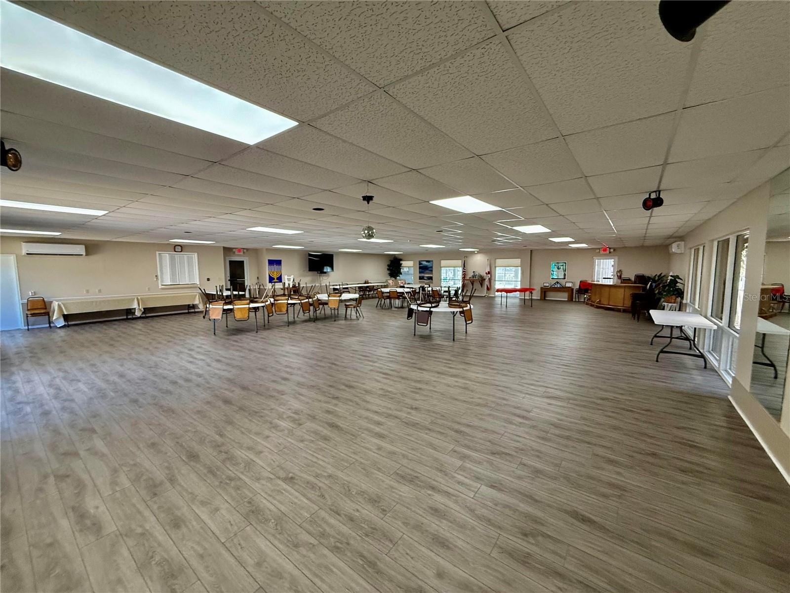 WOODS AT ANDERSON PARK - Residential