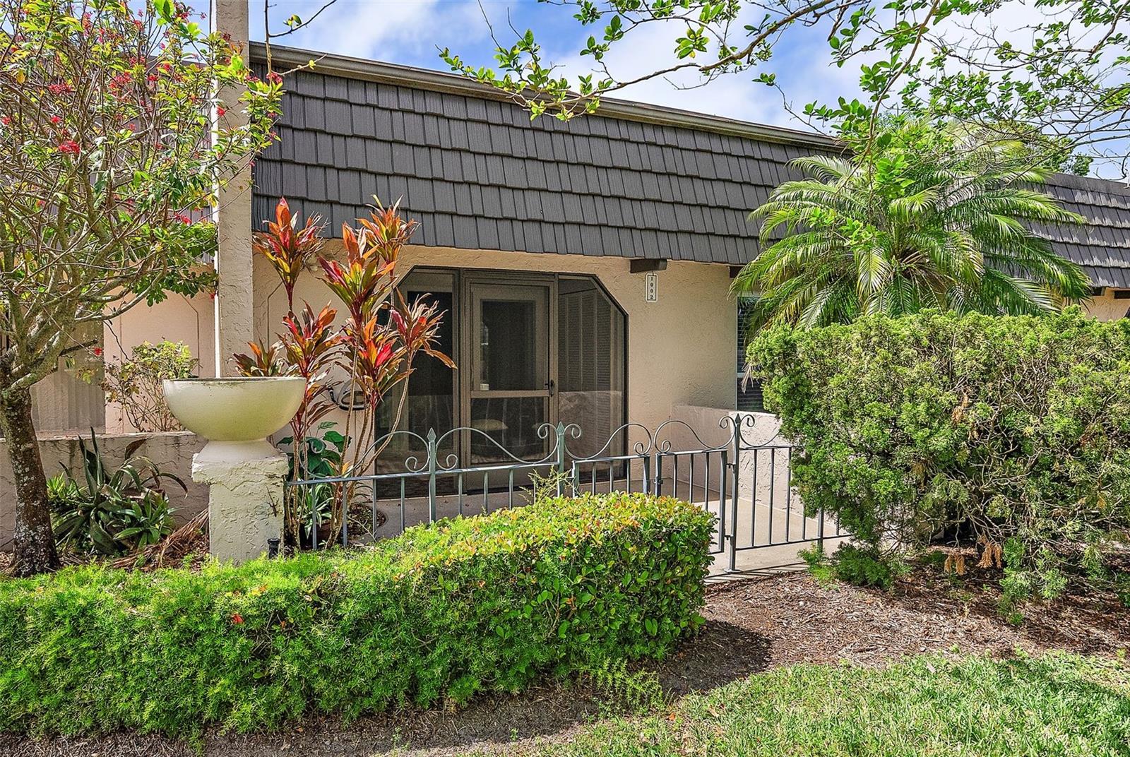 CORDOVA GREENS CONDO - Residential