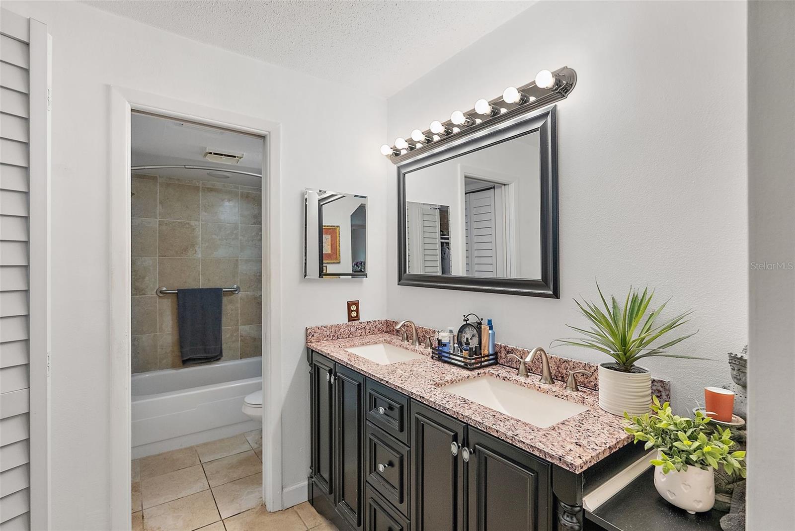 CORDOVA GREENS CONDO - Residential