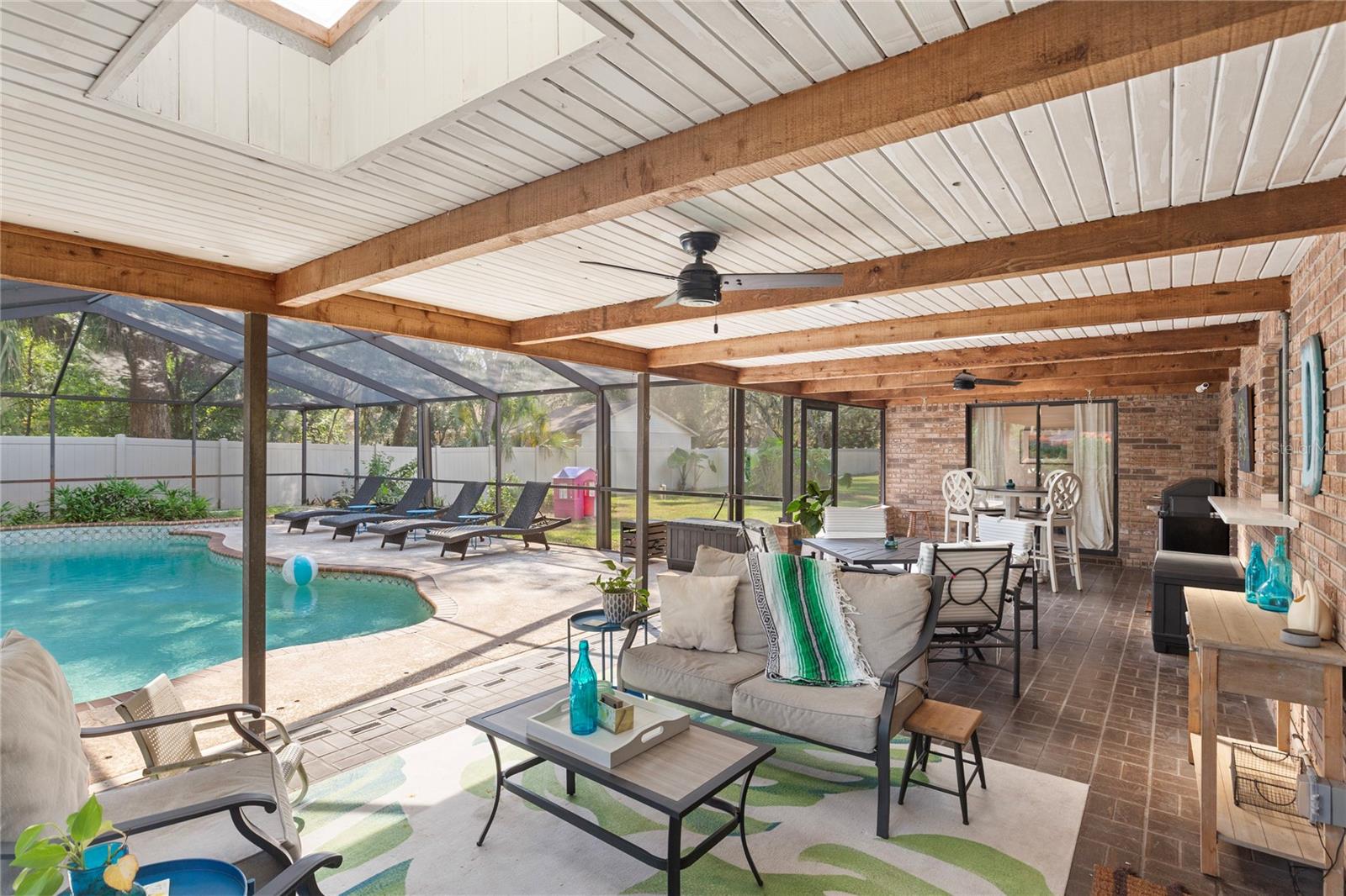 CHELSEA WOODS - Residential Lease