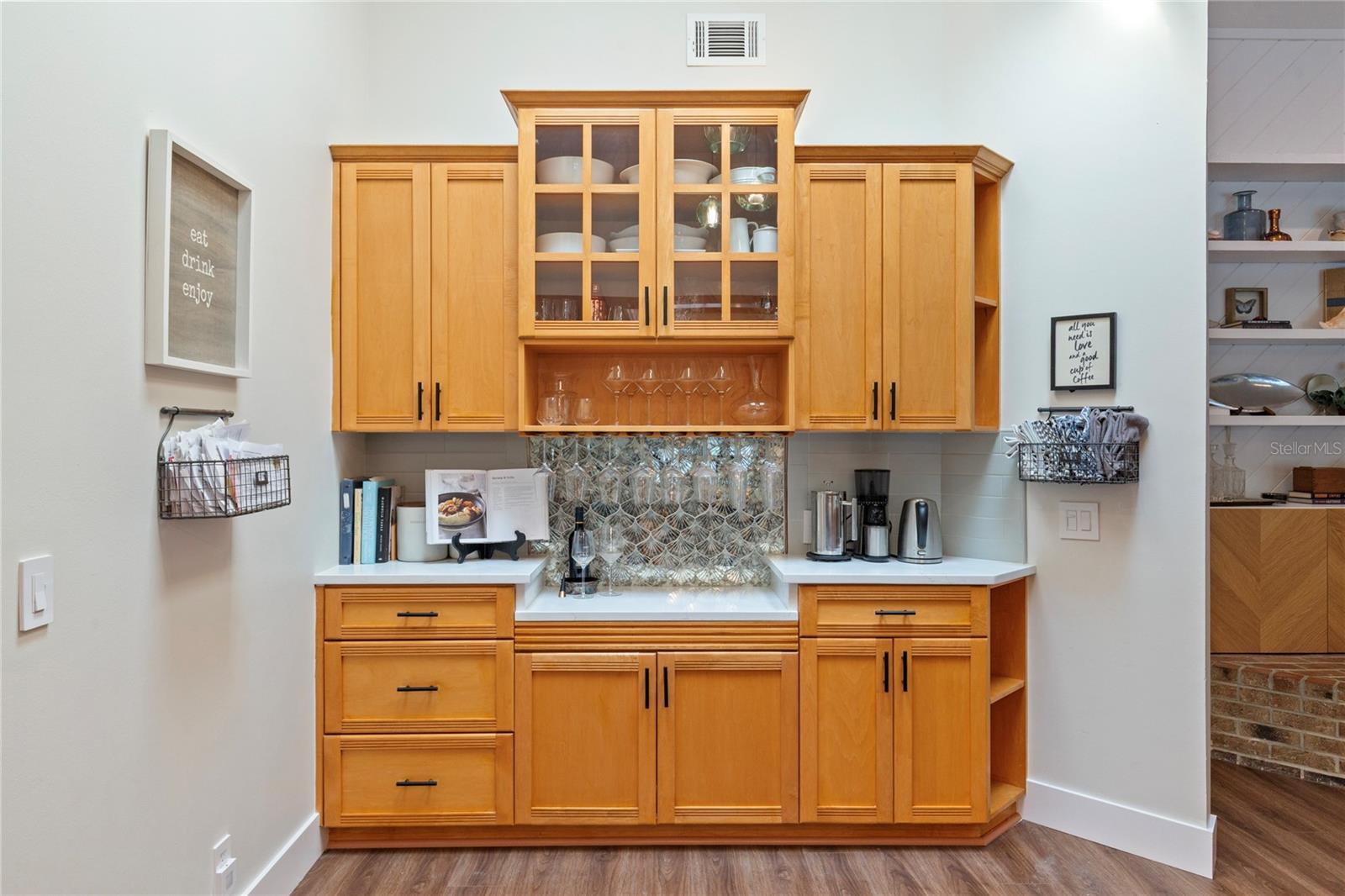 CHELSEA WOODS - Residential Lease