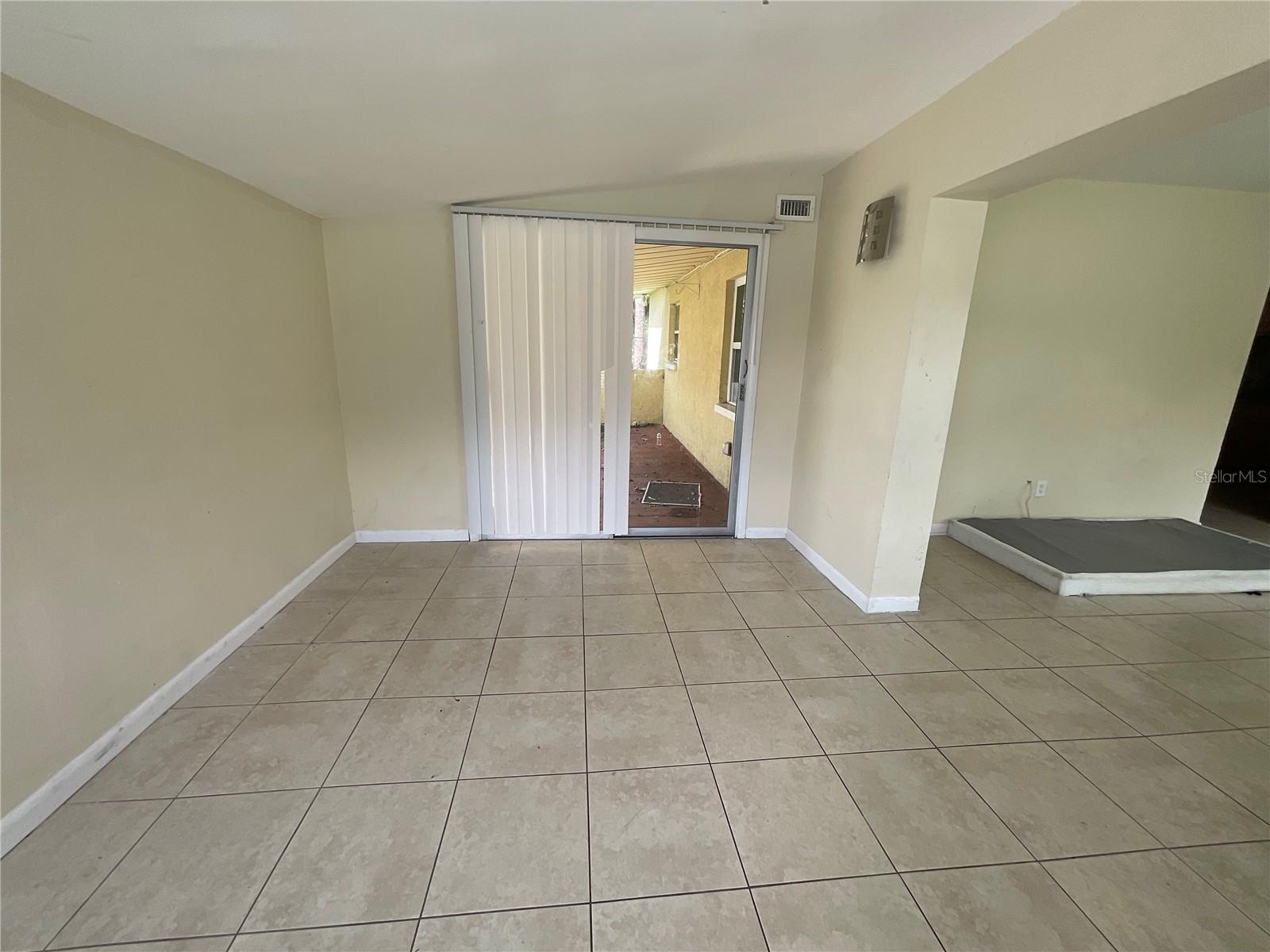 4926 HALIFAX DRIVE