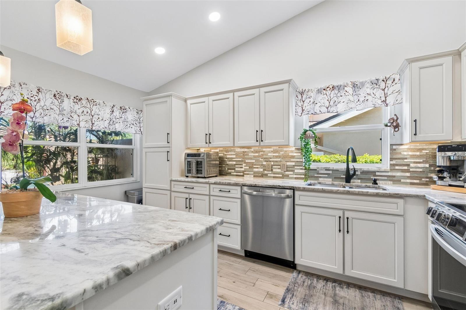 RIVIERA CLUB VILLAGE AT LONGWOOD RUN - Residential