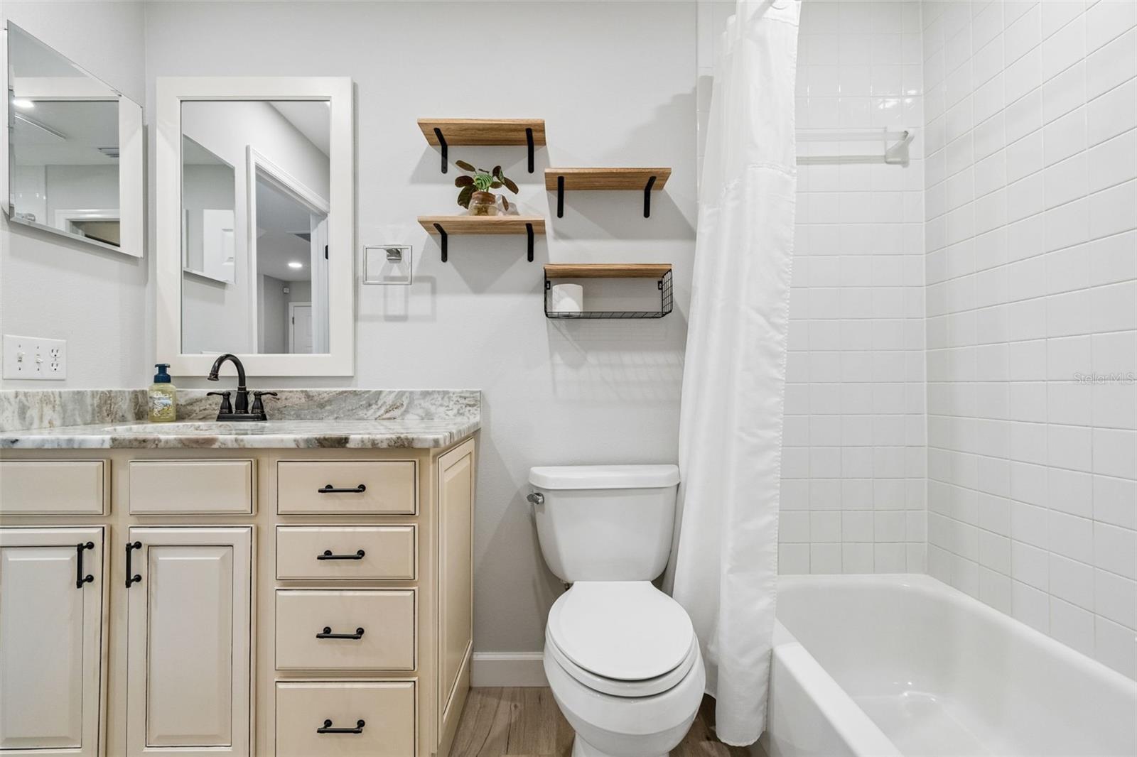 RIVIERA CLUB VILLAGE AT LONGWOOD RUN - Residential