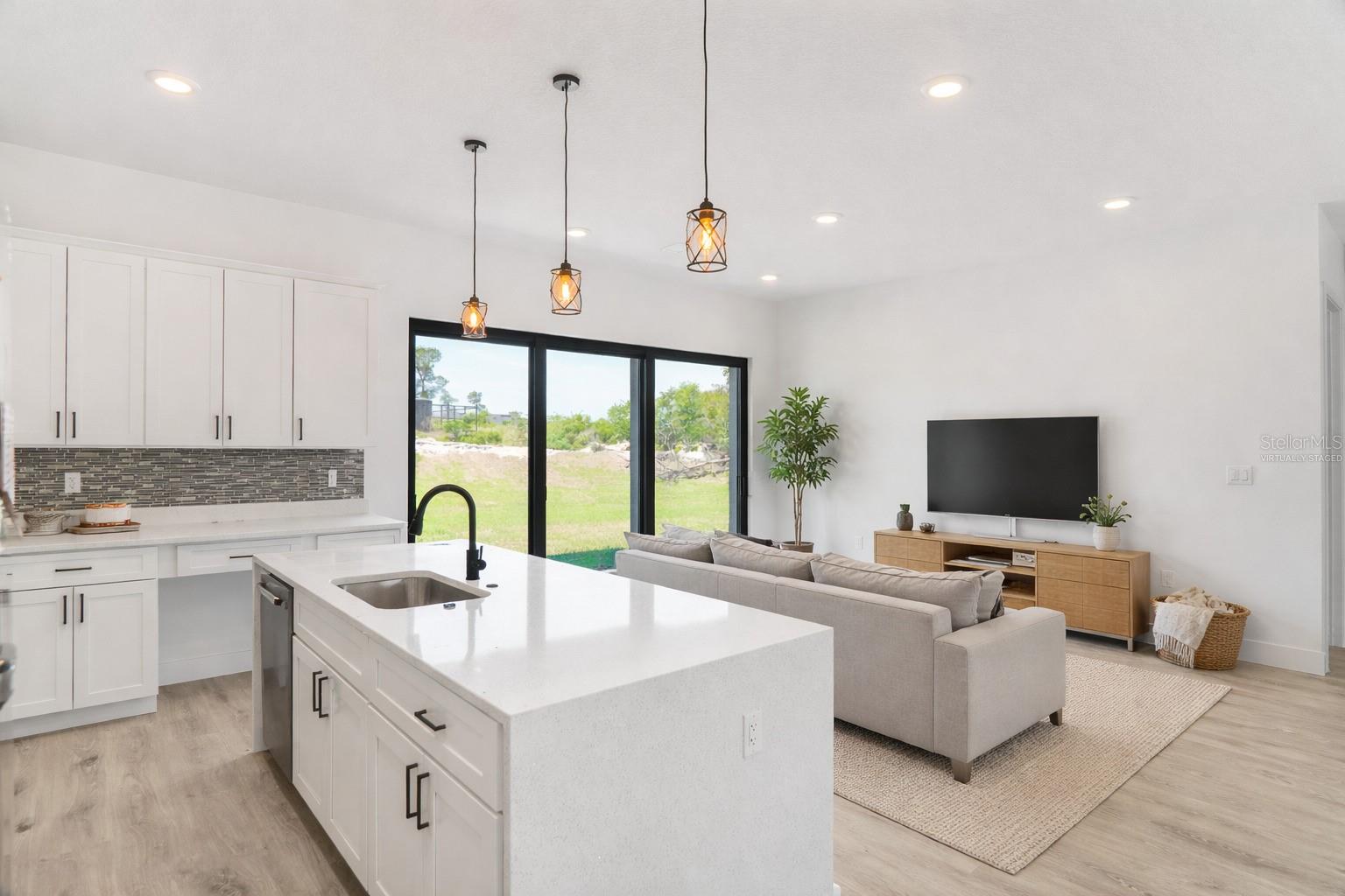 MARION OAKS UN 04 - Residential