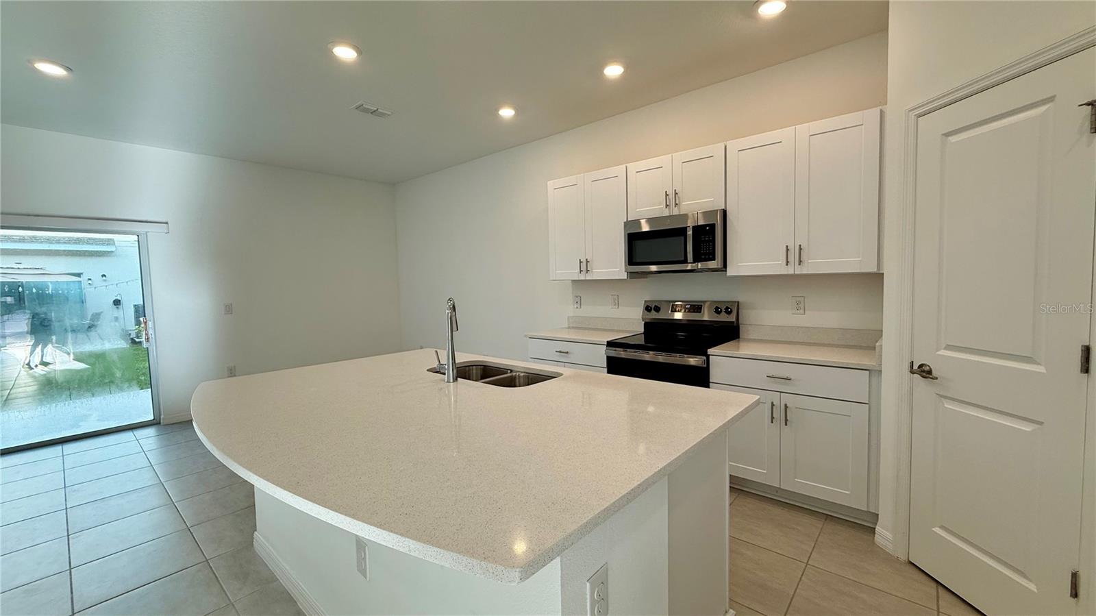 BELLA VITA PH 3 - Residential Lease