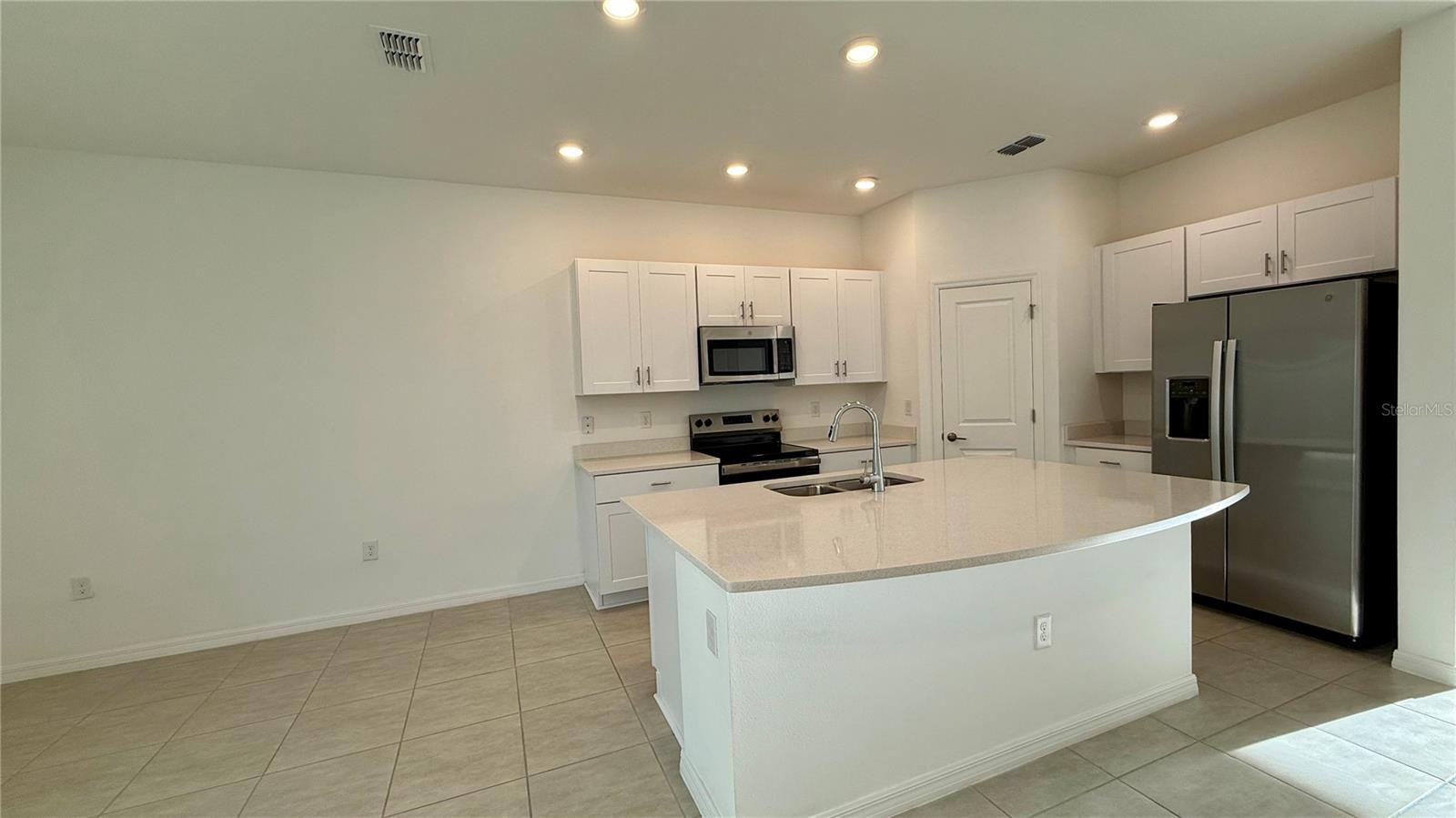 BELLA VITA PH 3 - Residential Lease