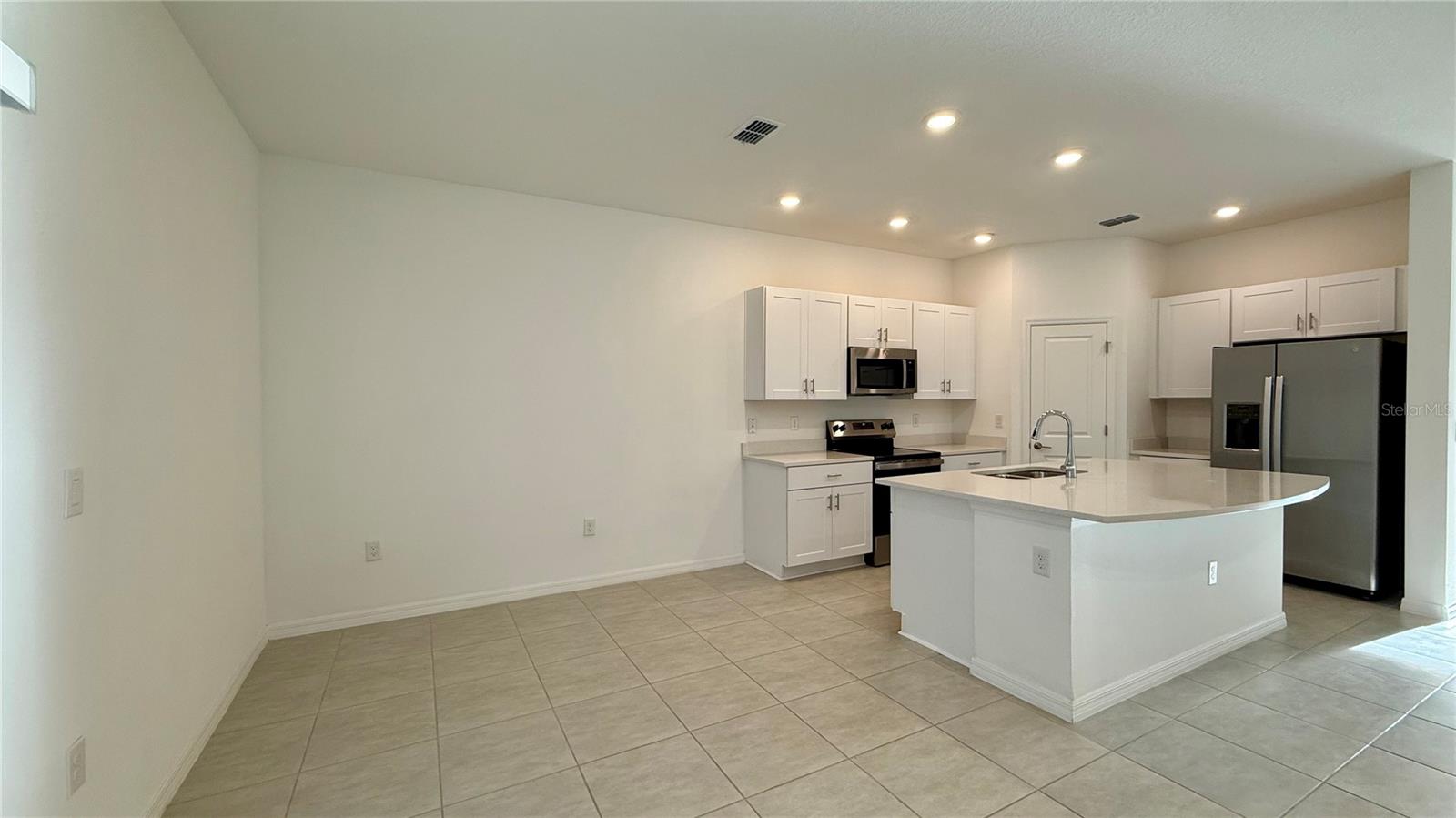 BELLA VITA PH 3 - Residential Lease