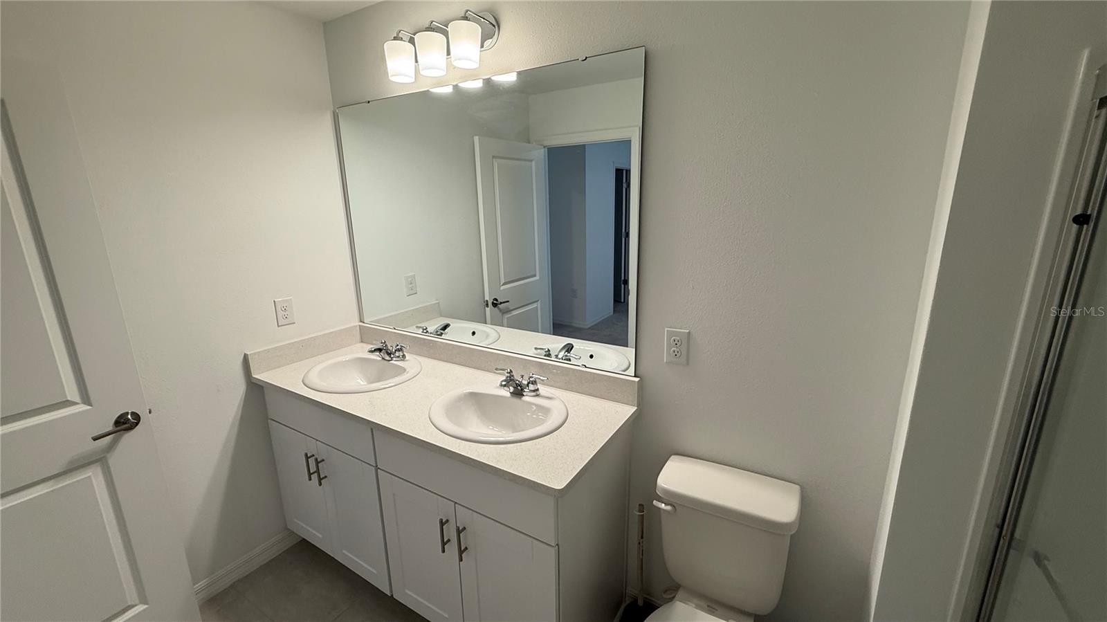 BELLA VITA PH 3 - Residential Lease