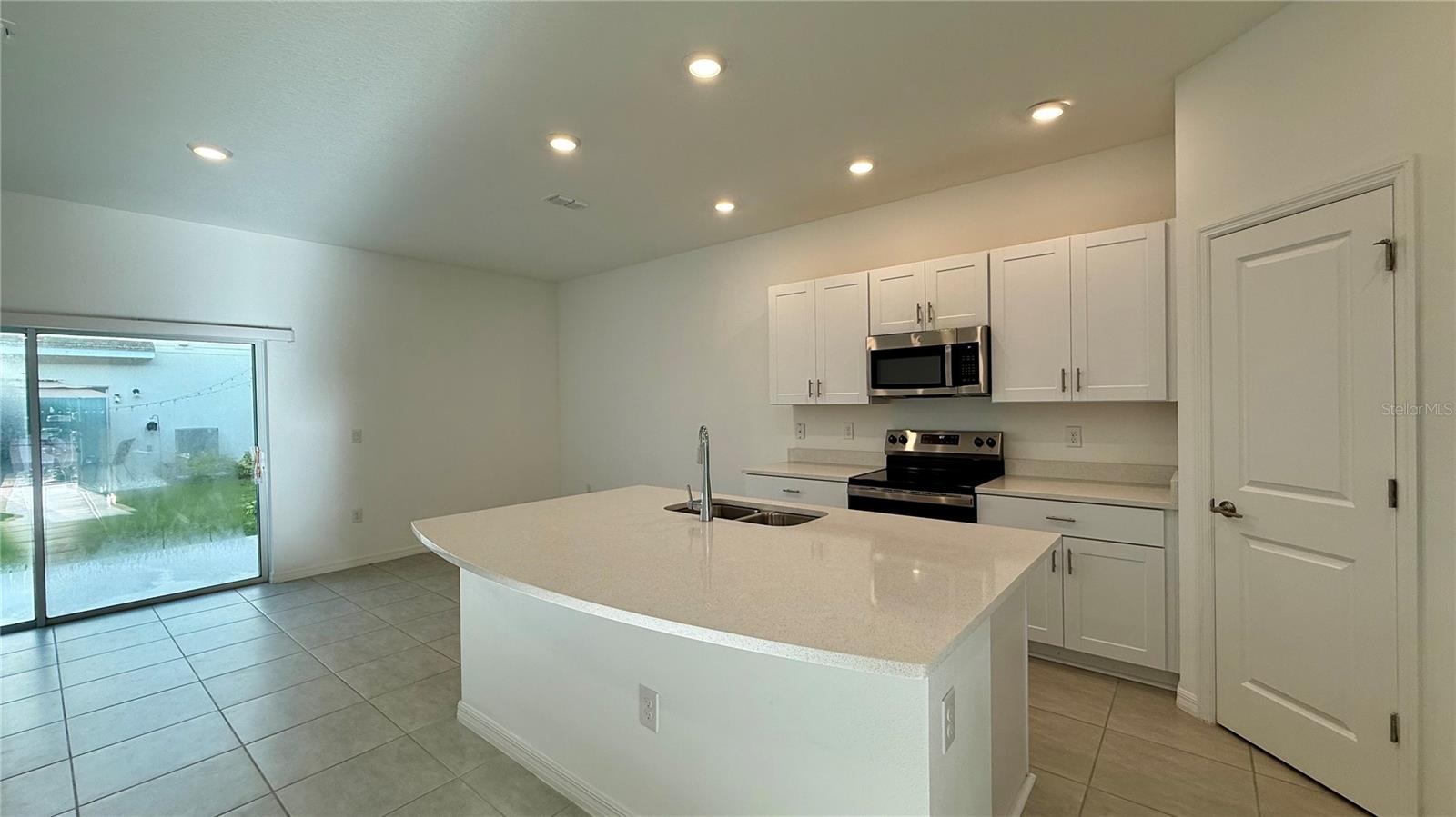 BELLA VITA PH 3 - Residential Lease