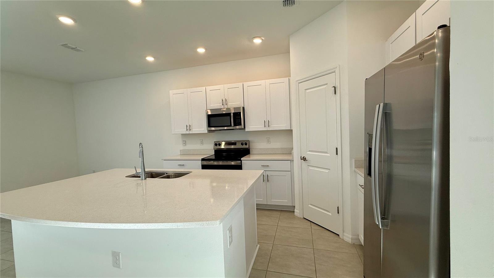 BELLA VITA PH 3 - Residential Lease