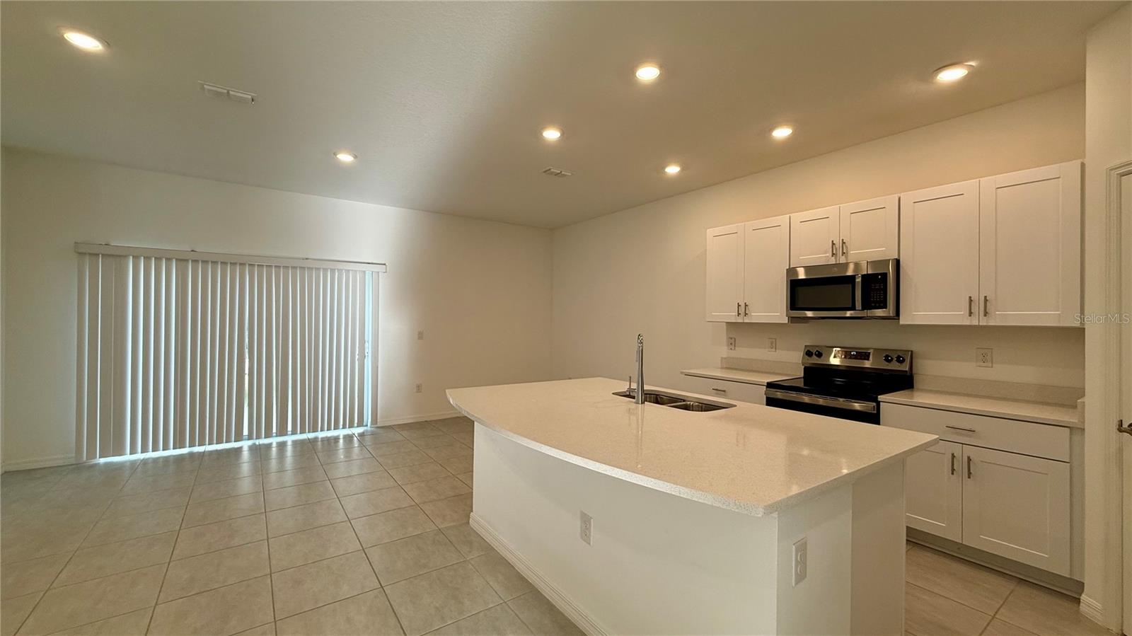 BELLA VITA PH 3 - Residential Lease