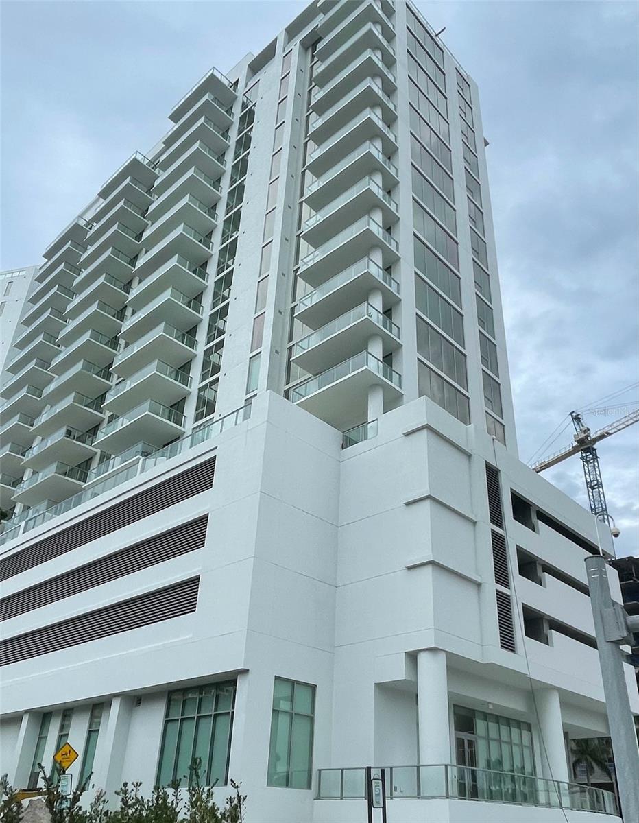 BAYSO SARASOTA CONDOMINIUM - Residential