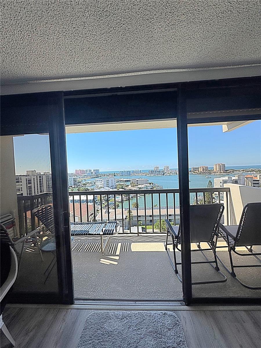 STARBOARD TOWER - Residential Lease