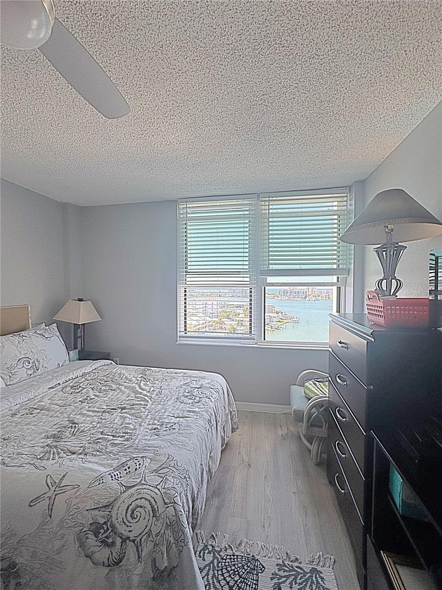 STARBOARD TOWER - Residential Lease