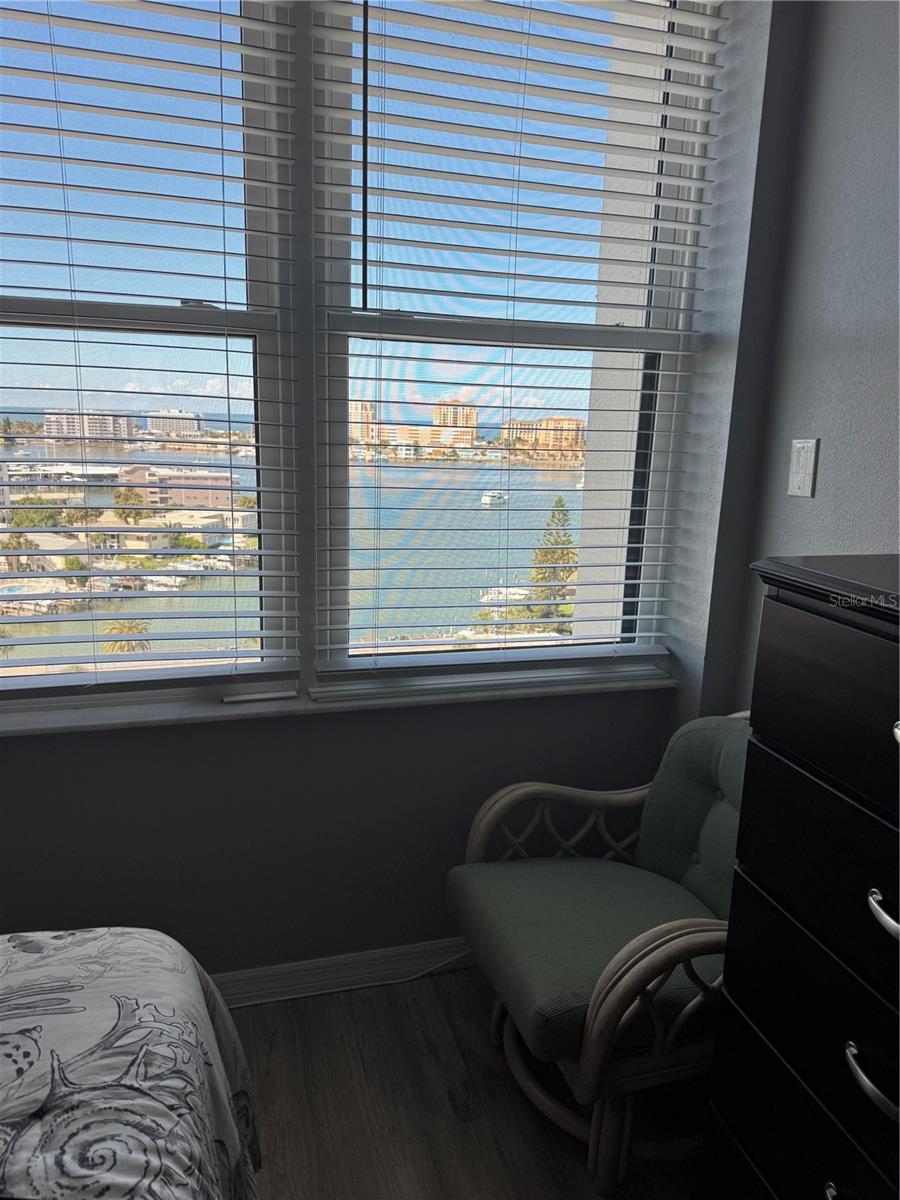 STARBOARD TOWER - Residential Lease