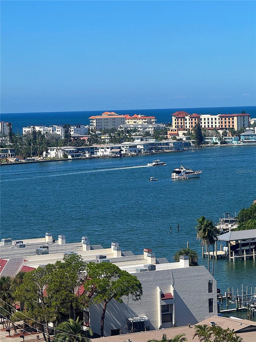 STARBOARD TOWER - Residential Lease