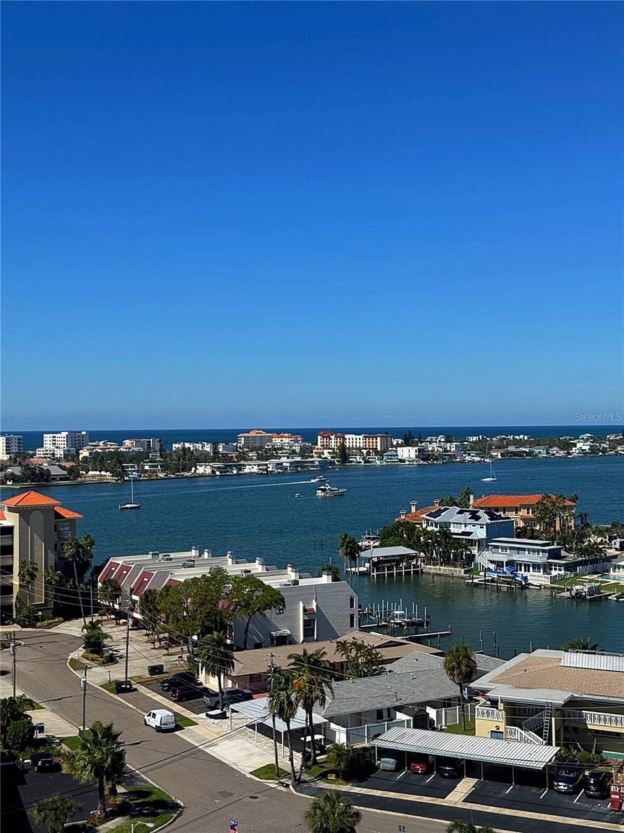 STARBOARD TOWER - Residential Lease