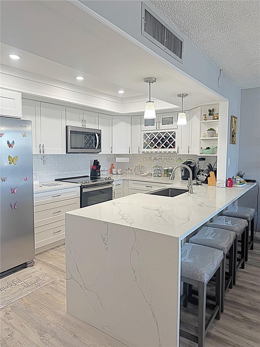 STARBOARD TOWER - Residential Lease