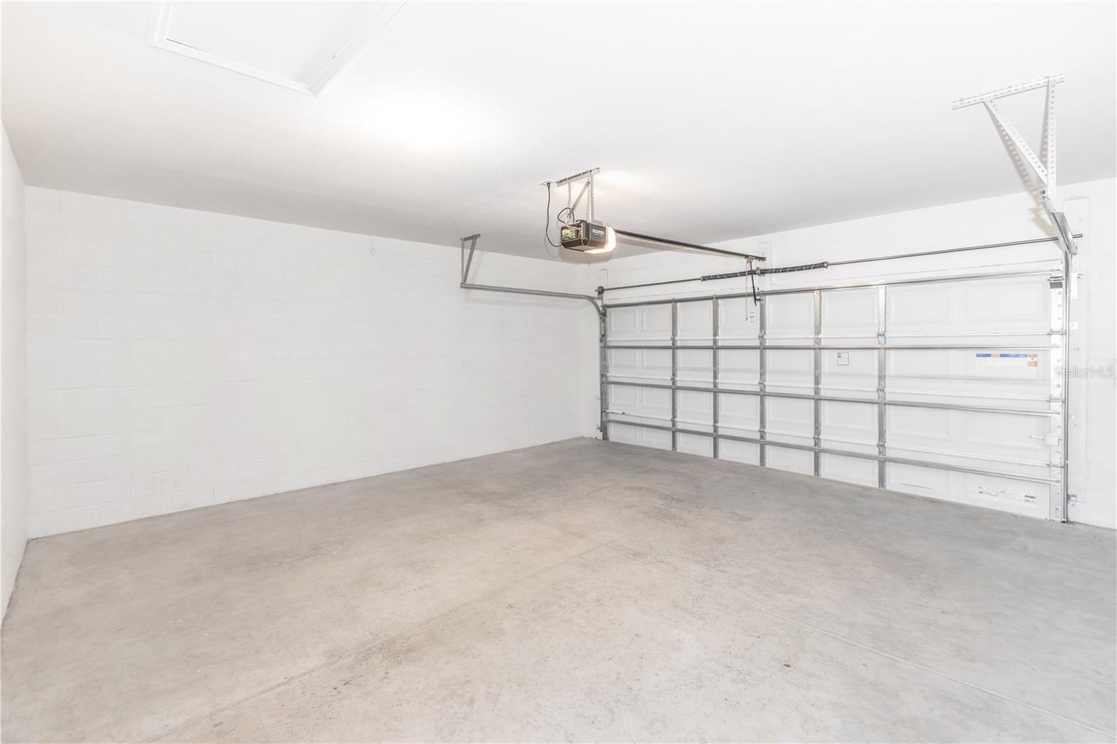 DELTONA LAKES UNIT 77 - Residential