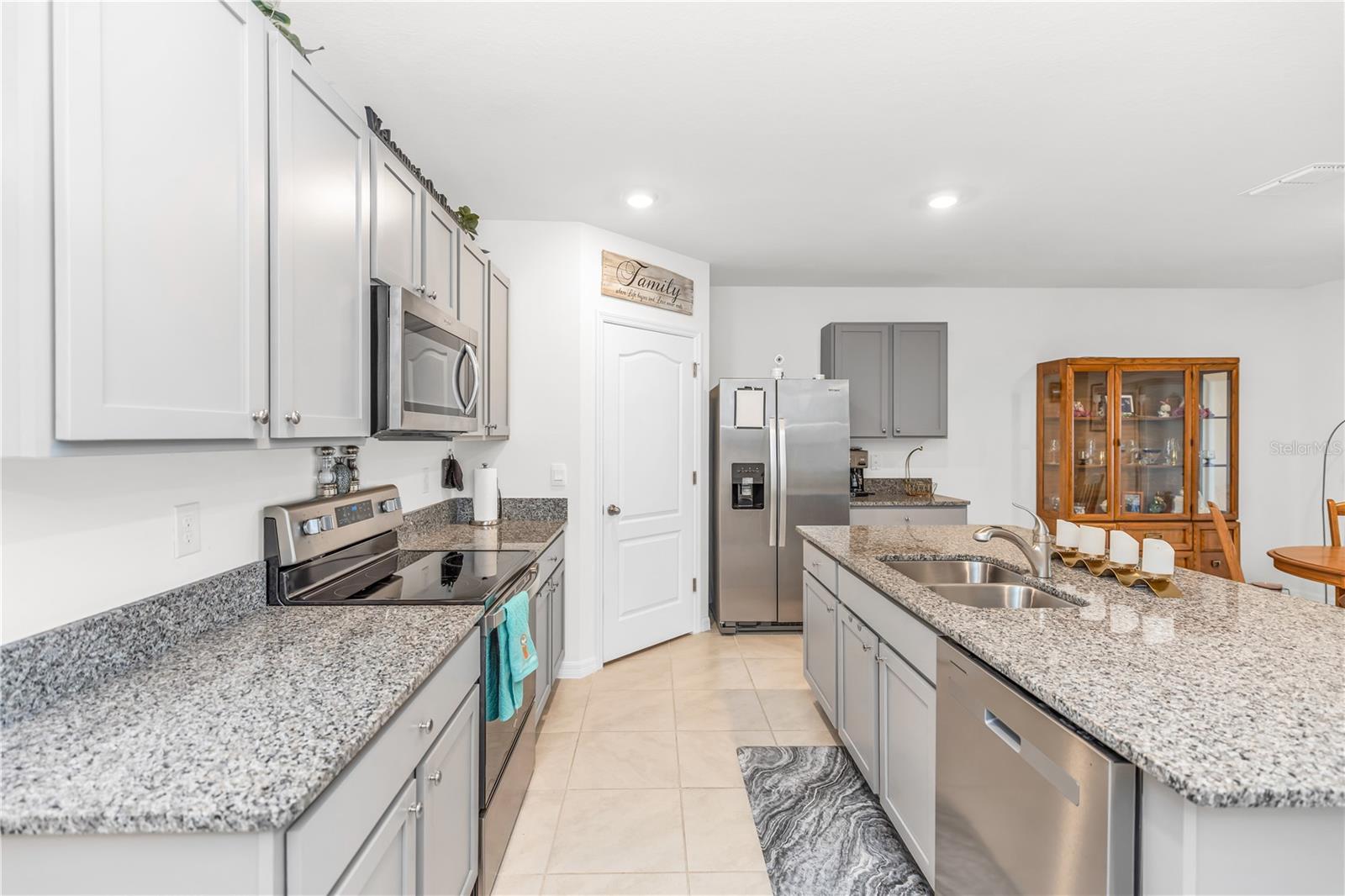 DELTONA LAKES UNIT 77 - Residential