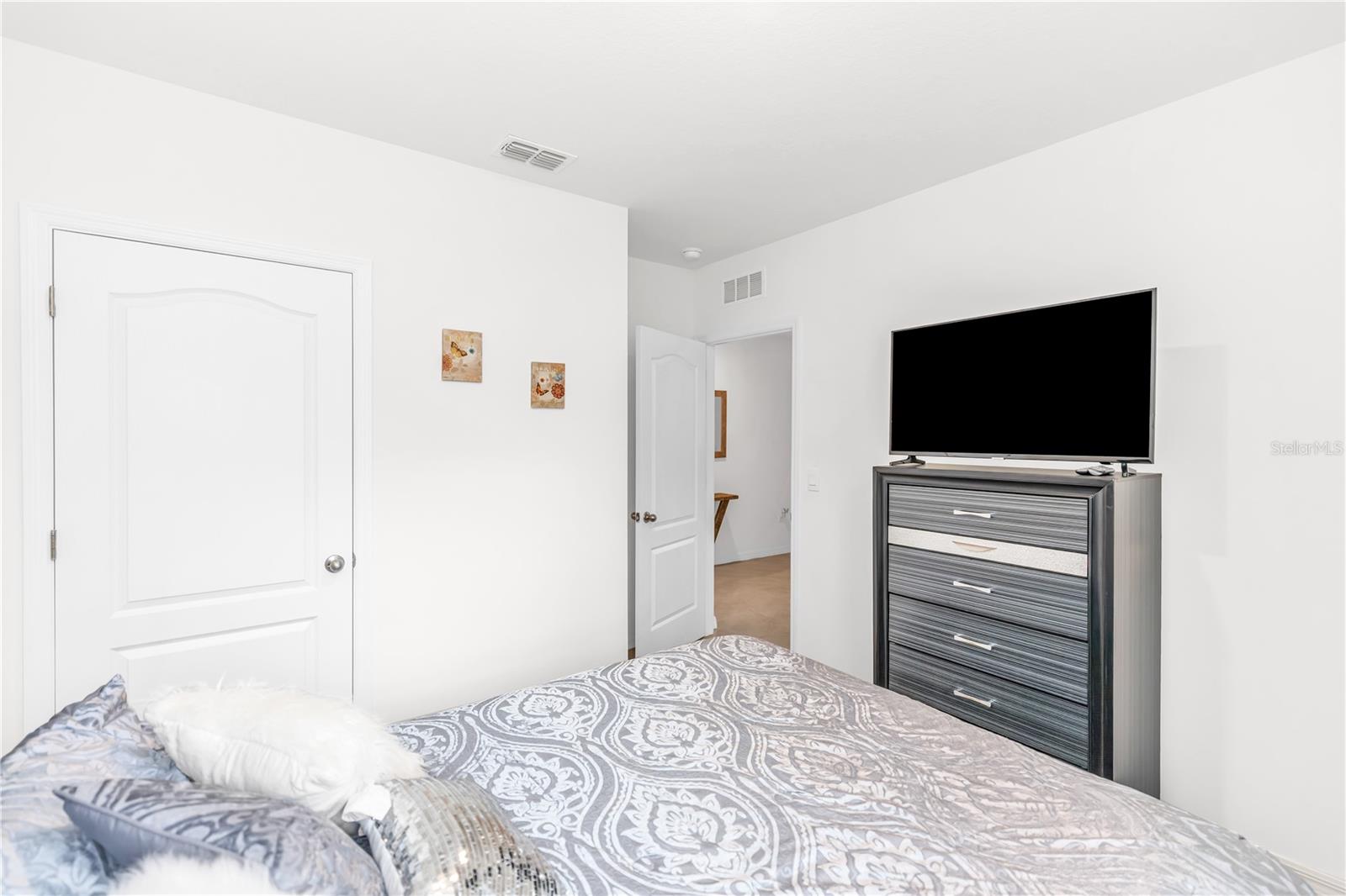 DELTONA LAKES UNIT 77 - Residential