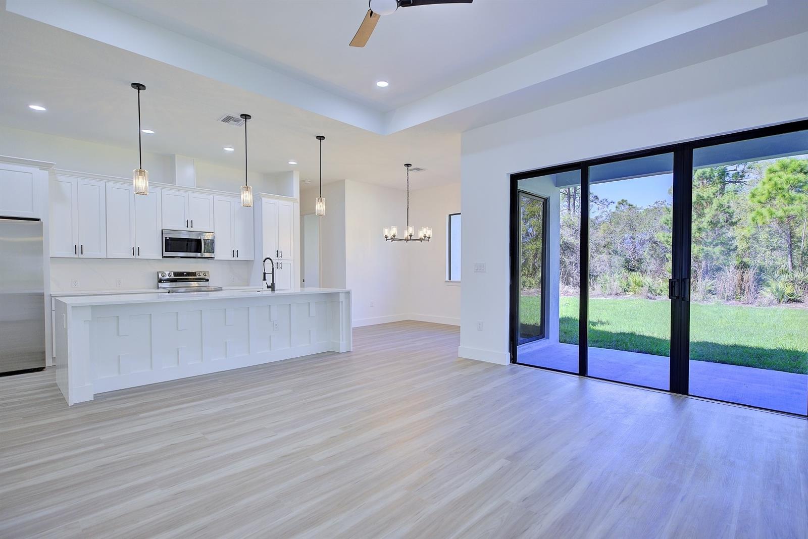 SEBRING COUNTRY ESTATE SEC 02 - Residential