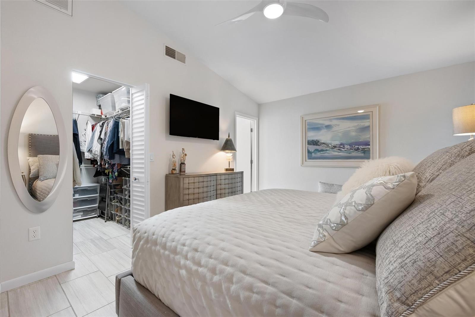 CHARTLEY COURT - Residential