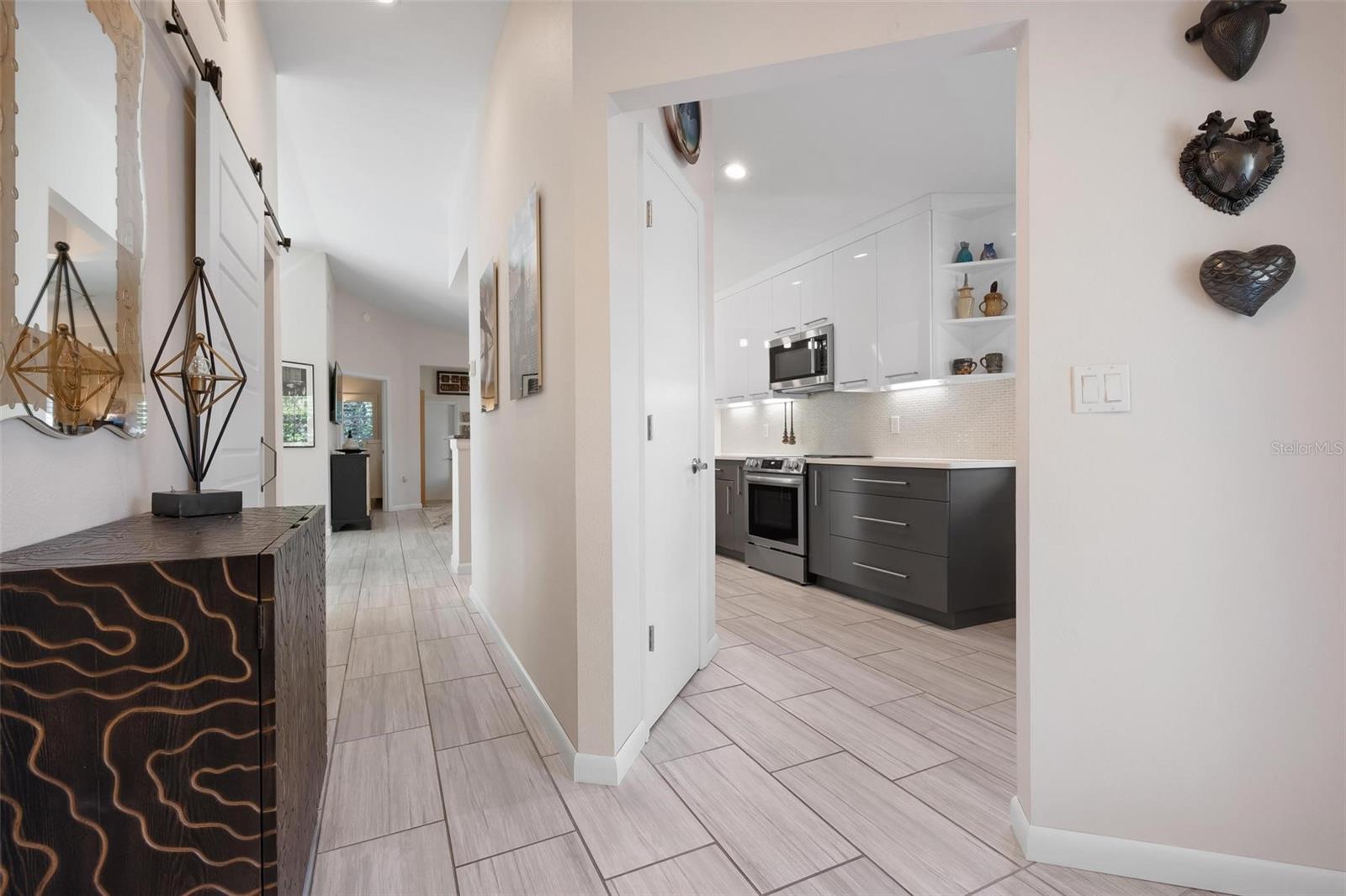 226 CHARTLEY COURT N