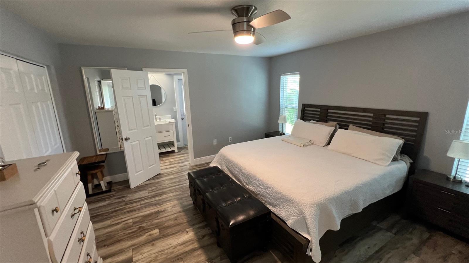 VALENCIA WOOD ESTS 1ST ADD - Residential