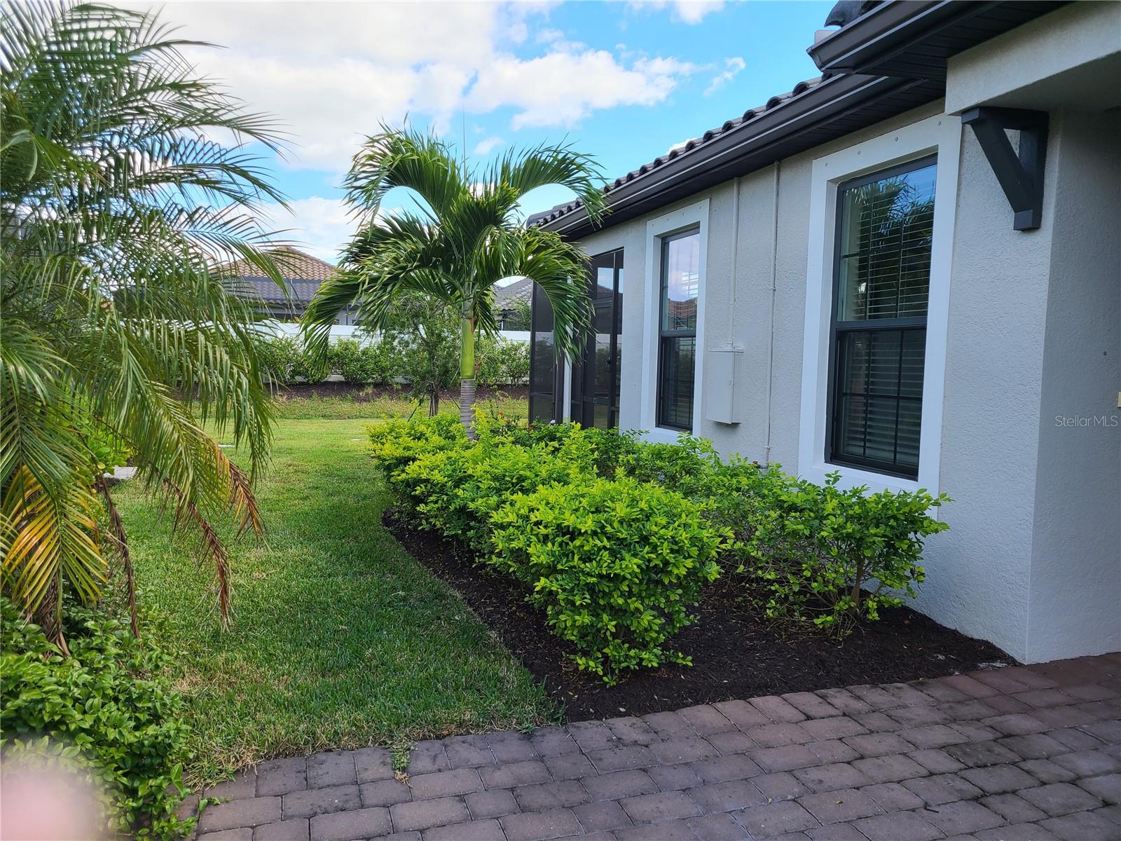 AZARIO ESPLANADE PH II SUBPH C-O - Residential Lease