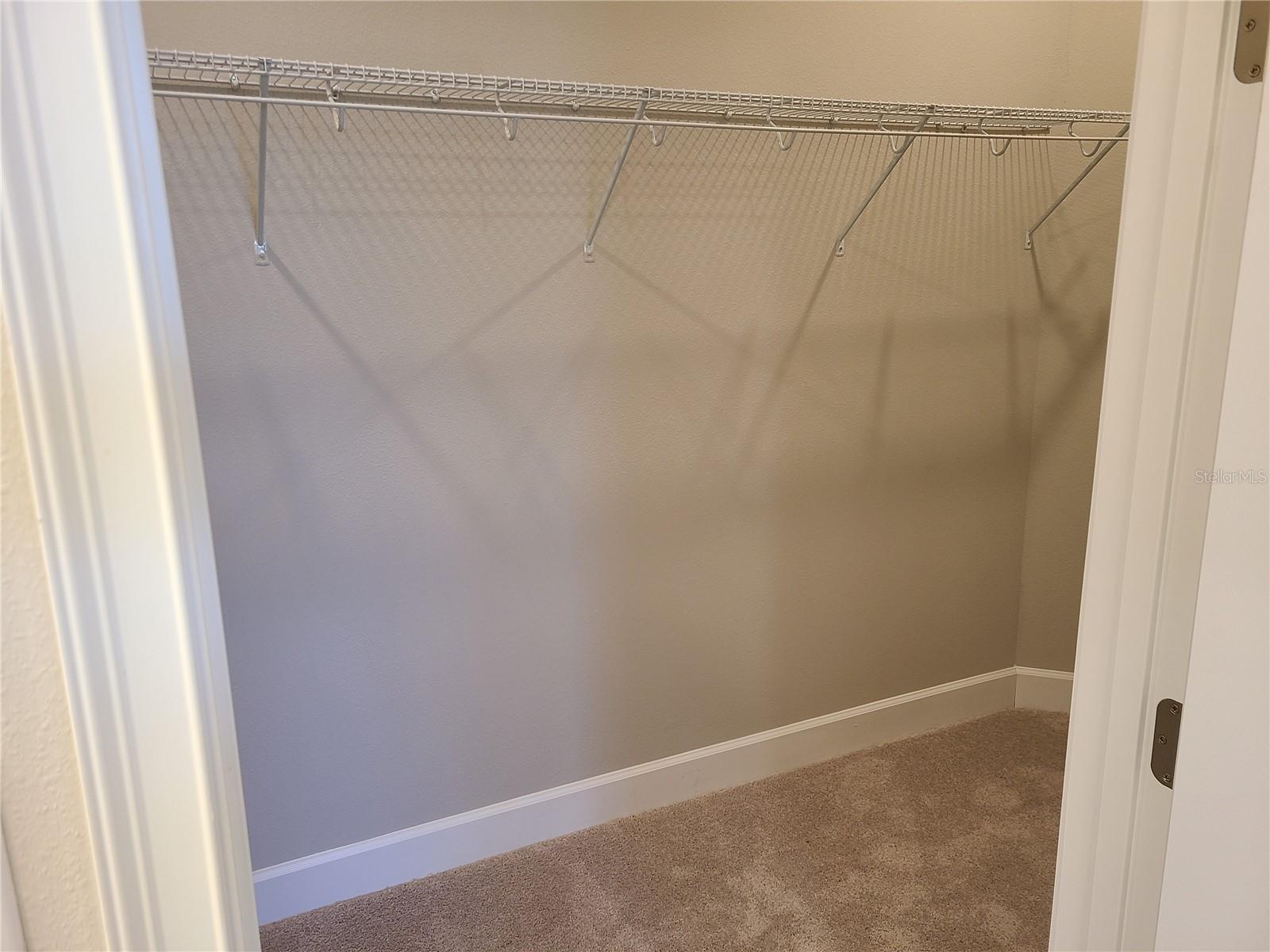 AZARIO ESPLANADE PH II SUBPH C-O - Residential Lease