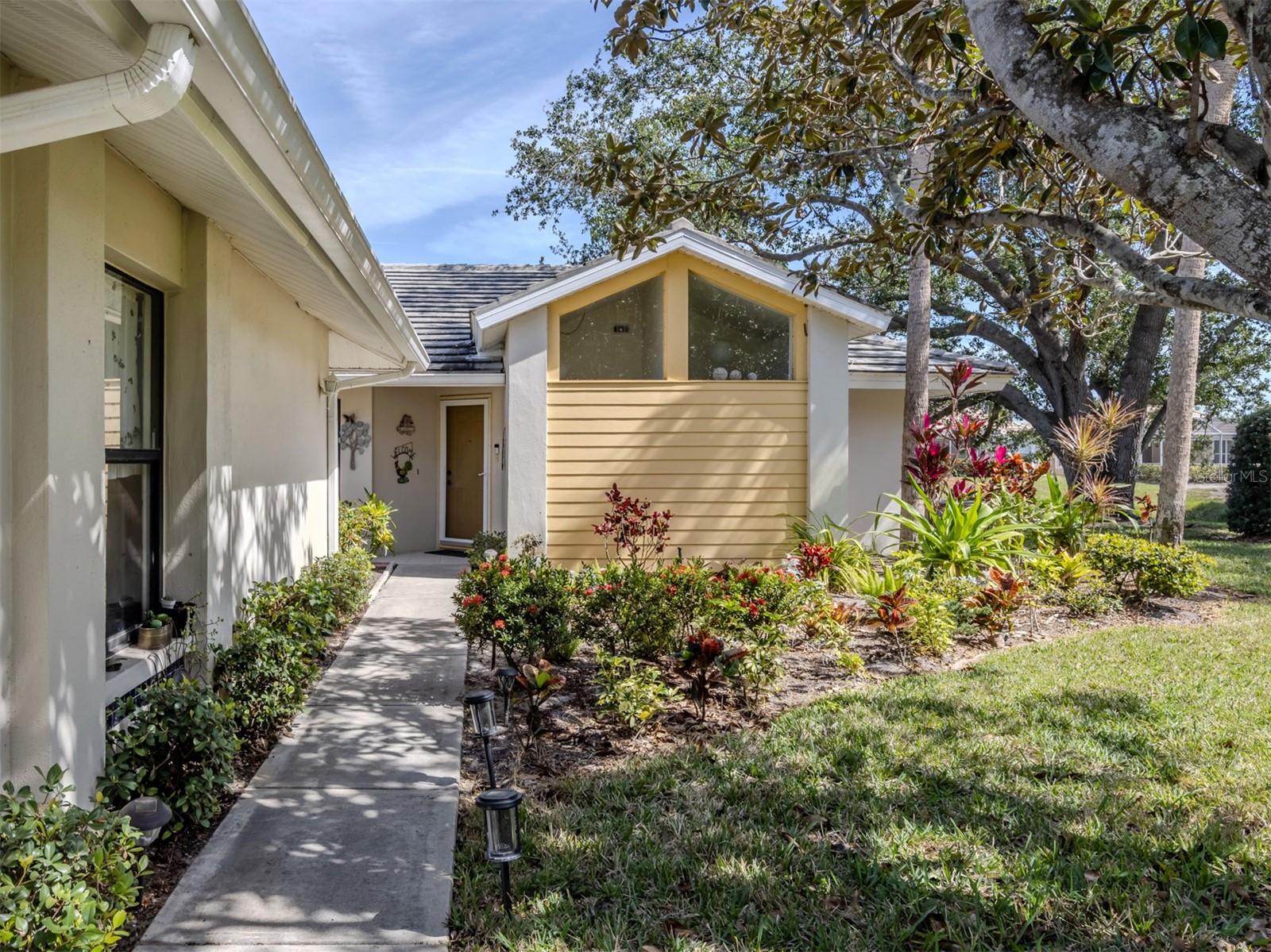 268 SOUTHAMPTON DRIVE 309