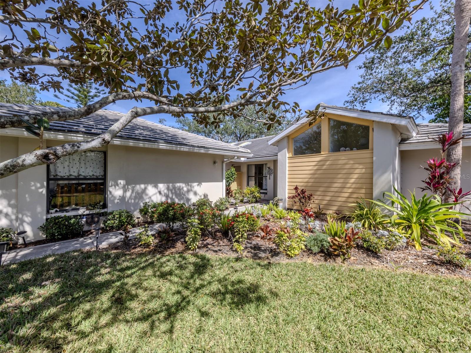 268 SOUTHAMPTON DRIVE 309