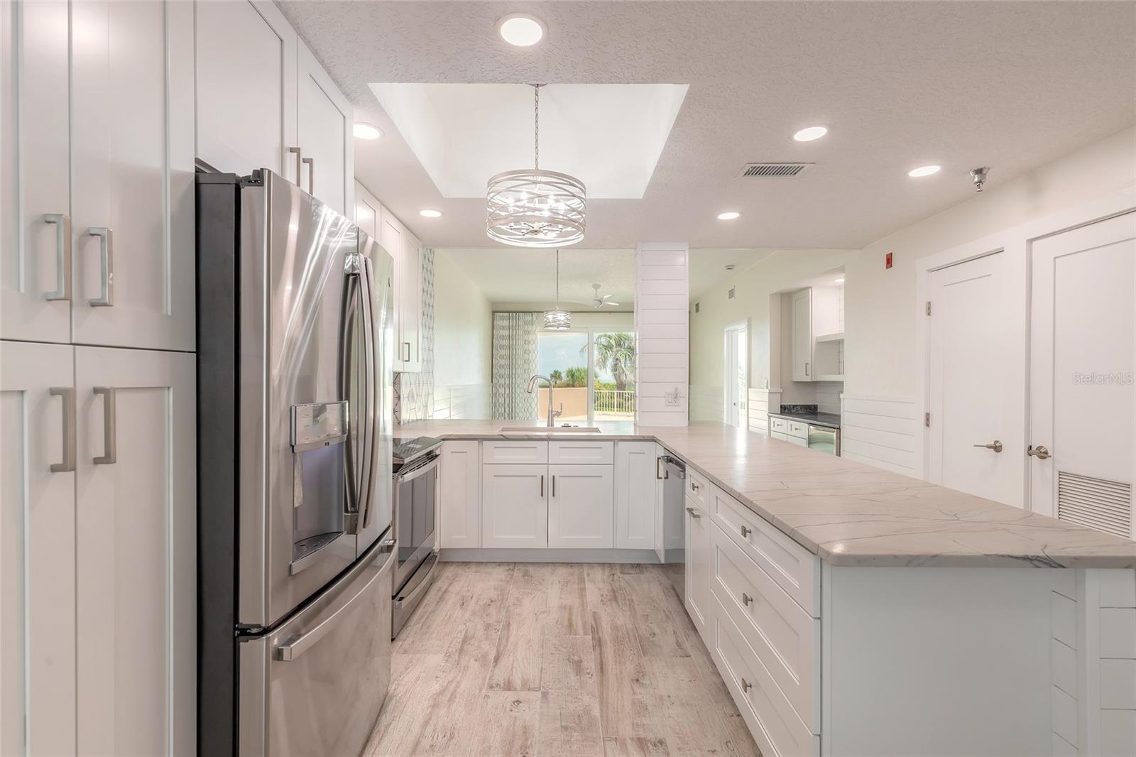 104 SURFVIEW DRIVE 2106