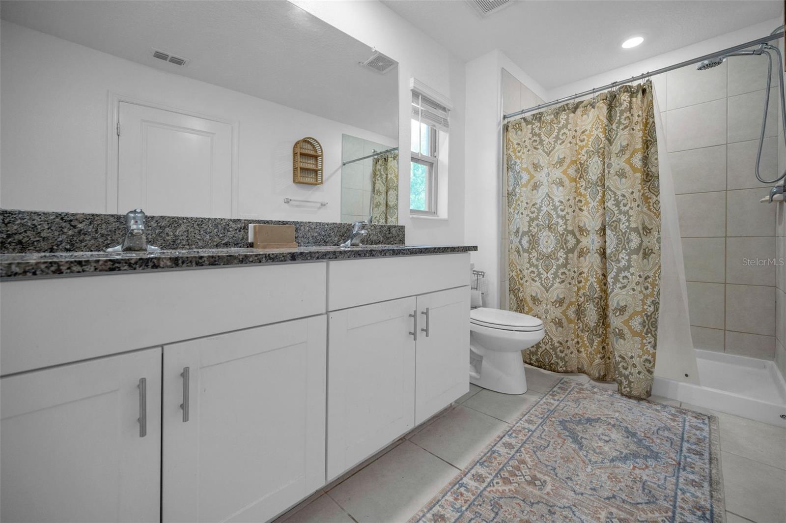 TOWNES/DARLINGTON - Residential