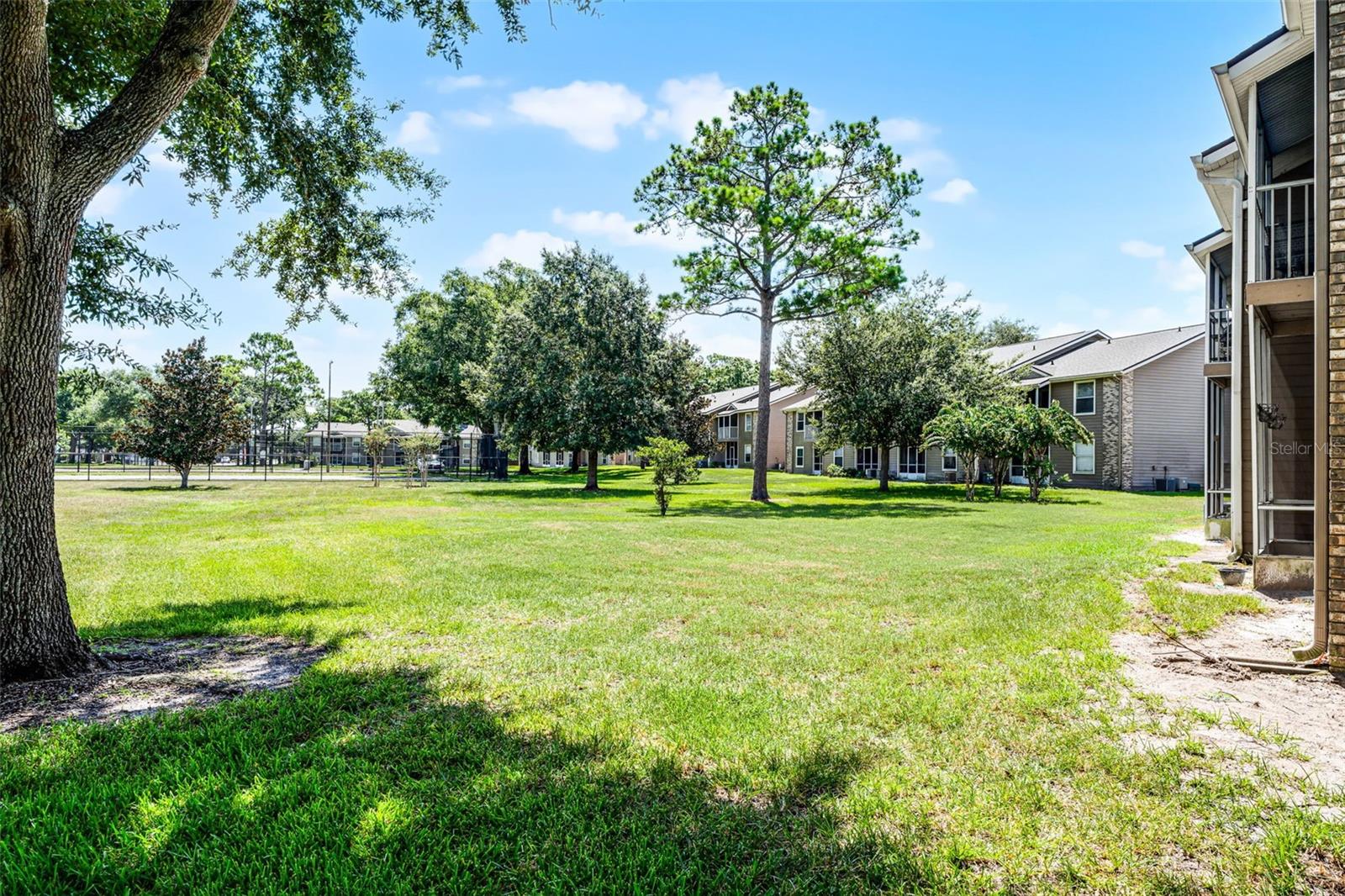 HUNTERS RESERVE - Residential