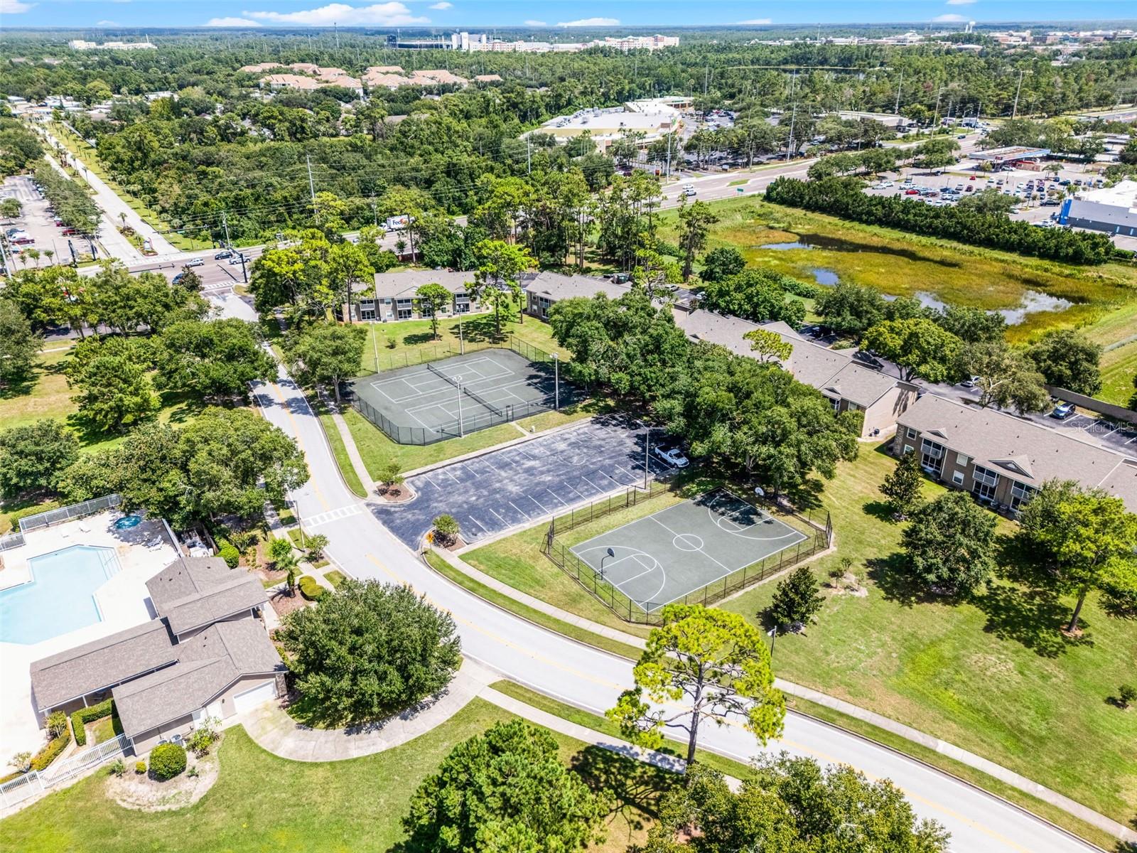 HUNTERS RESERVE - Residential