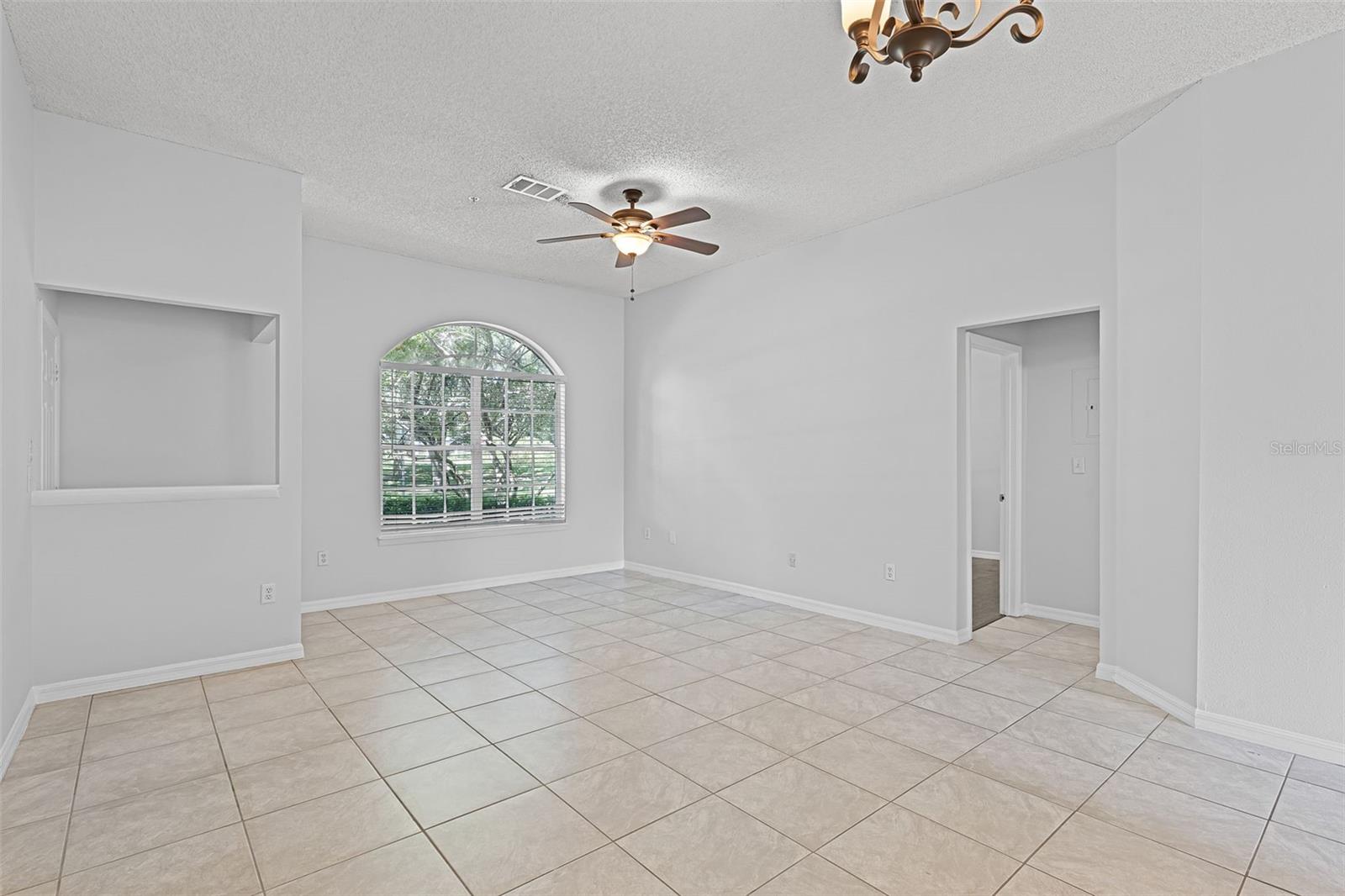 HUNTERS RESERVE - Residential