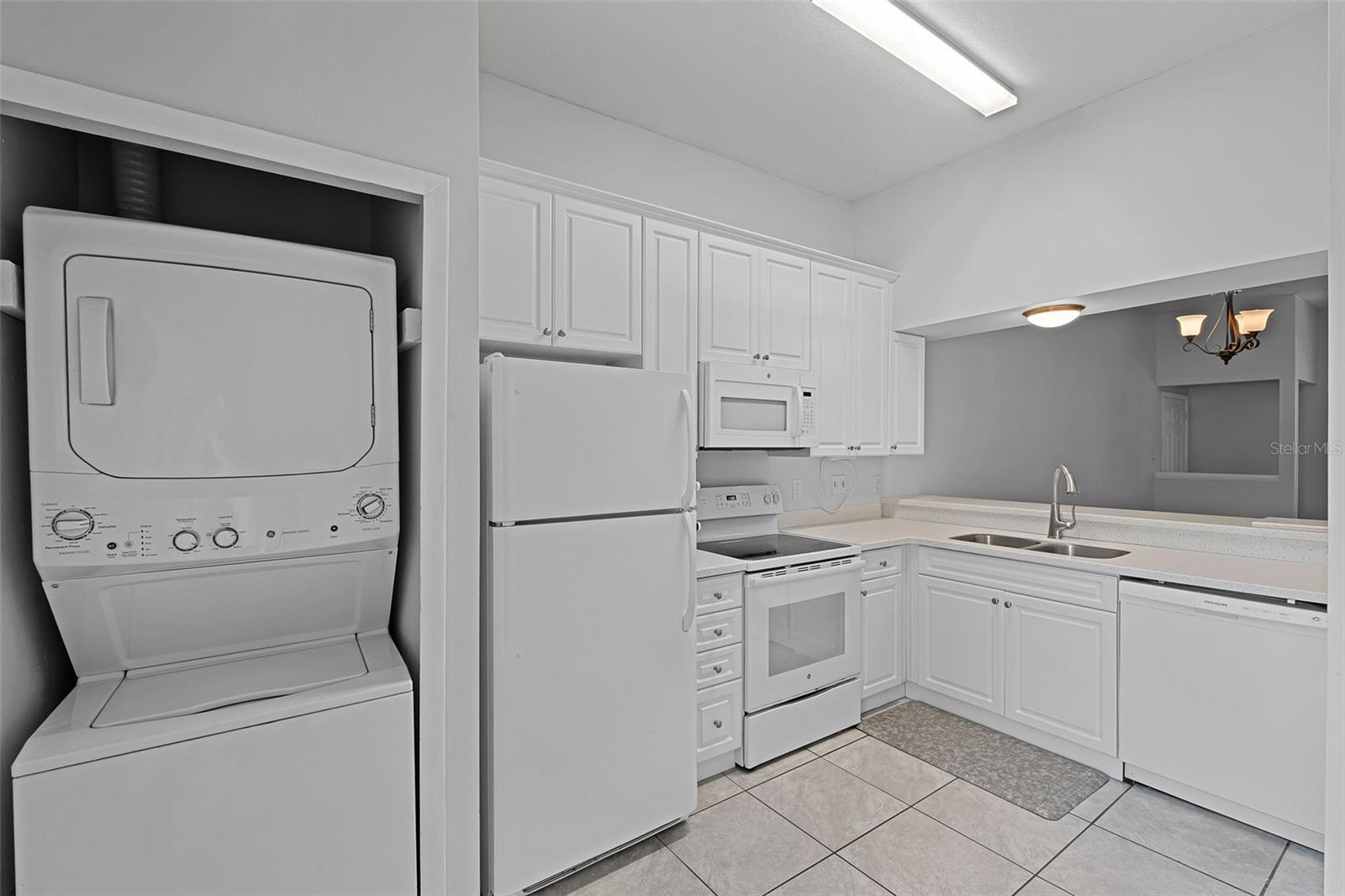 HUNTERS RESERVE - Residential