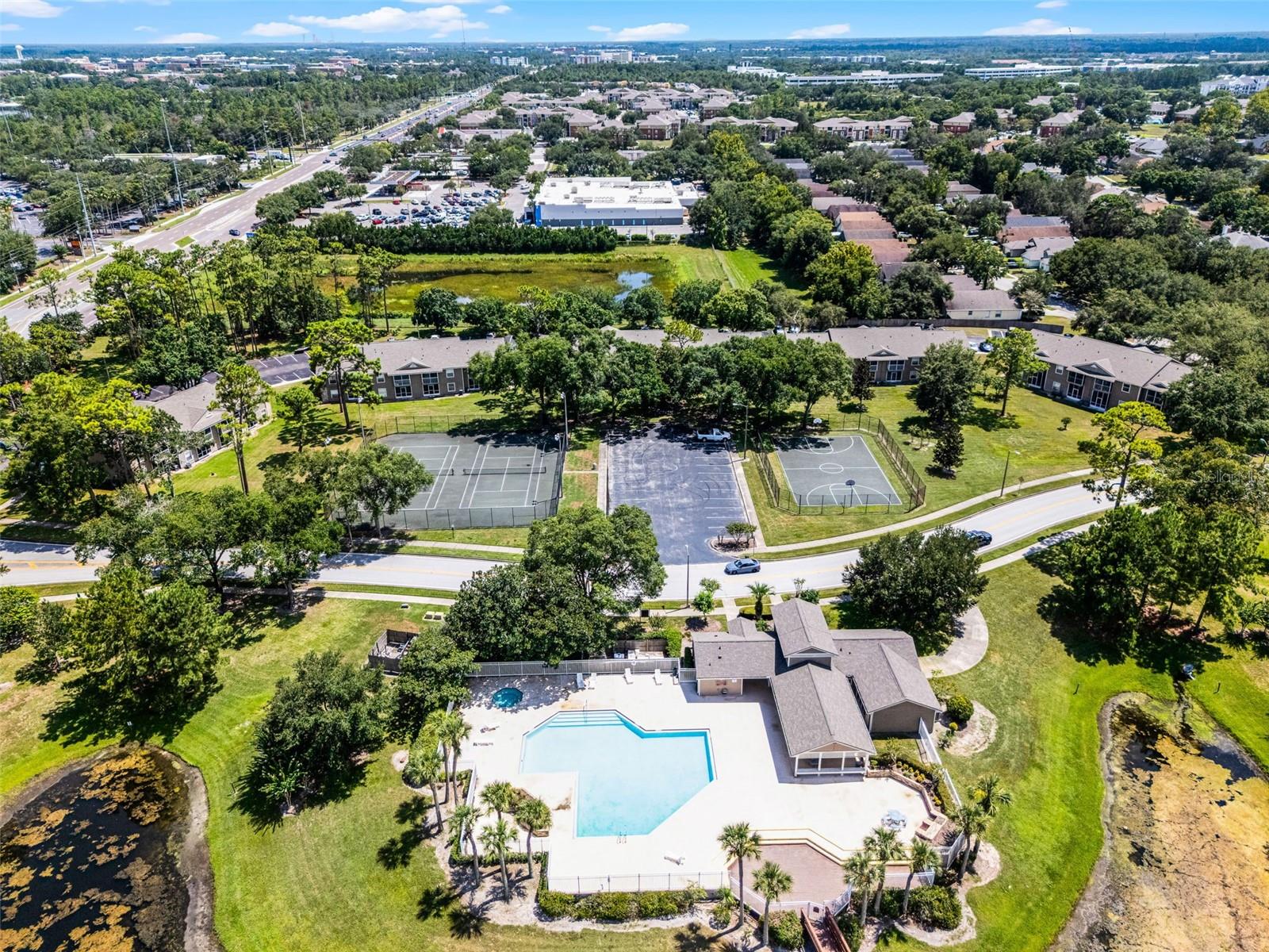 HUNTERS RESERVE - Residential