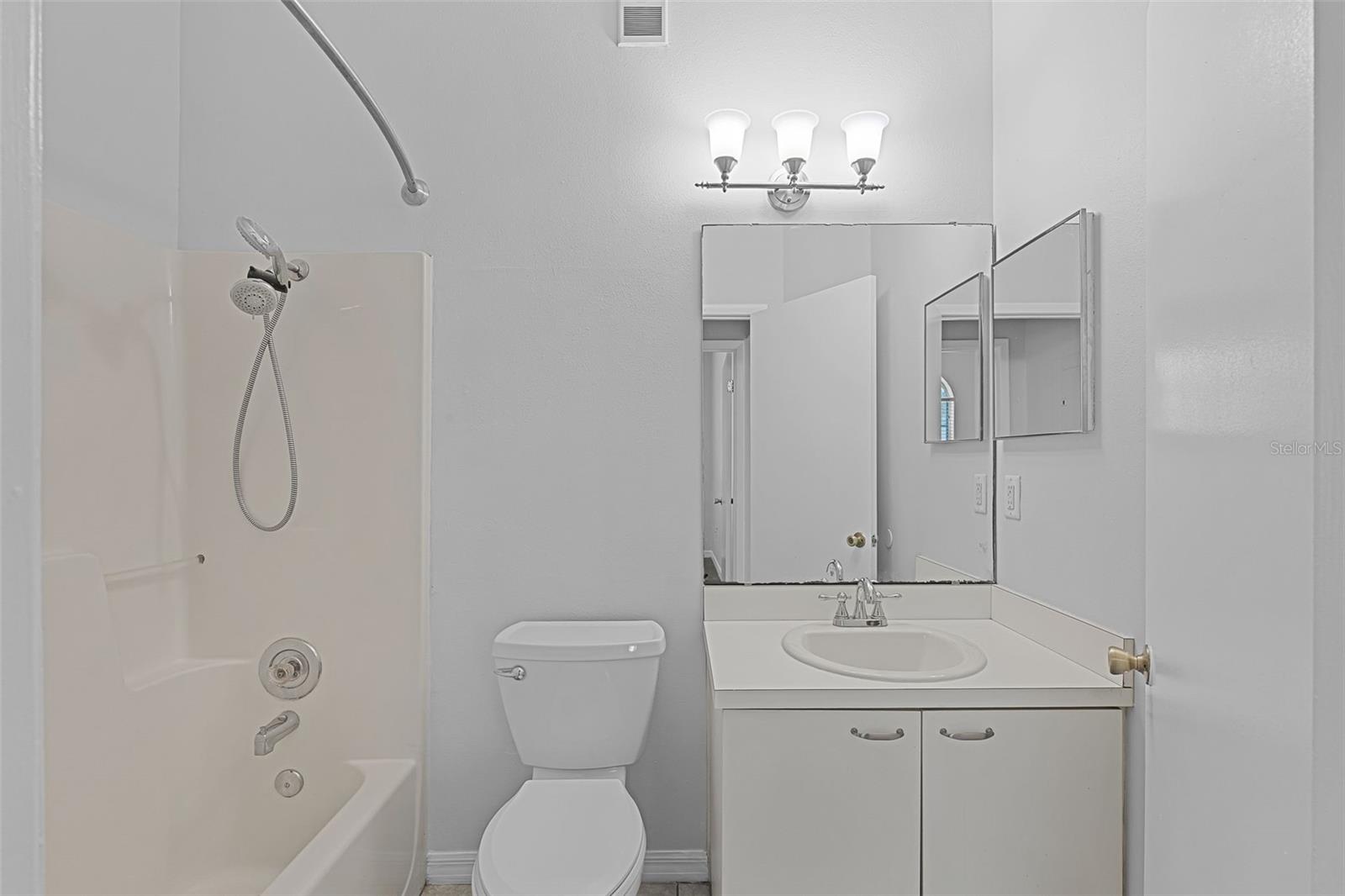 HUNTERS RESERVE - Residential