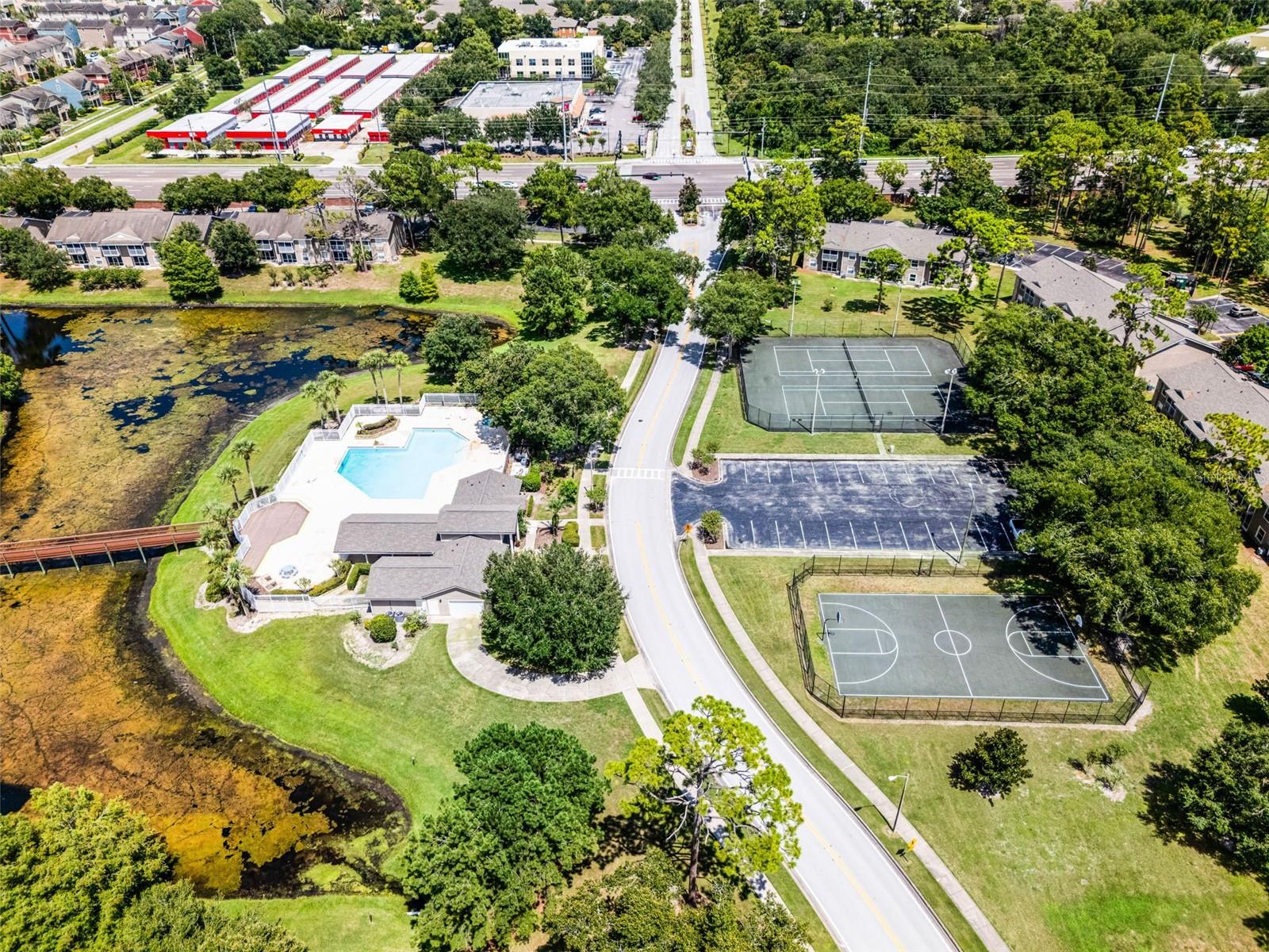 HUNTERS RESERVE - Residential